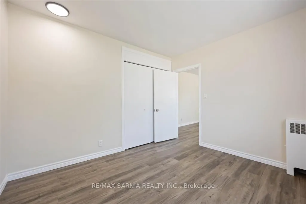 215 ELGIN Street