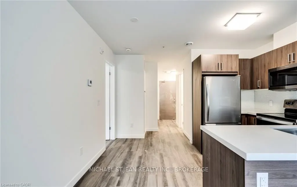 479 Charlton Avenue E, #102