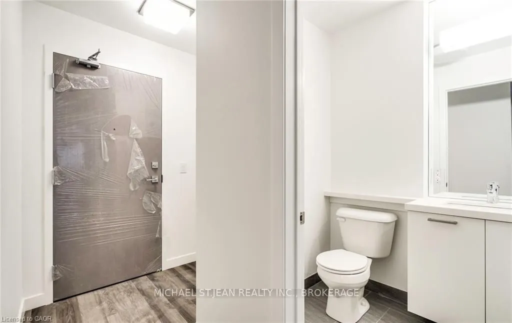 479 Charlton Avenue E, #102