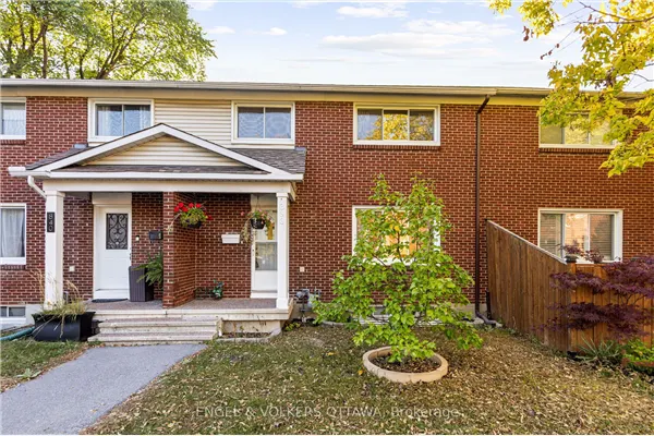 838 Borthwick Avenue