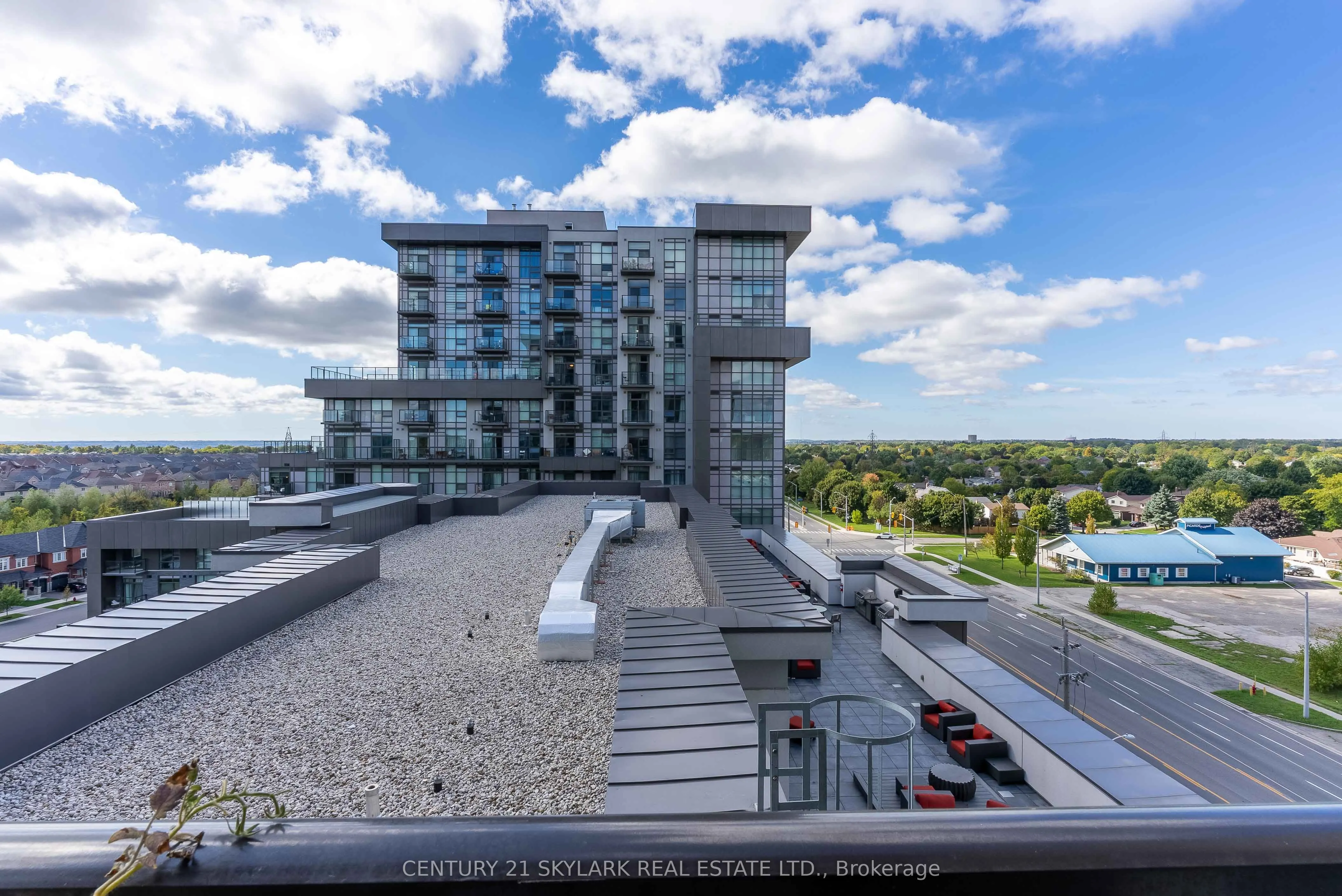 460 Dundas Street E, #701