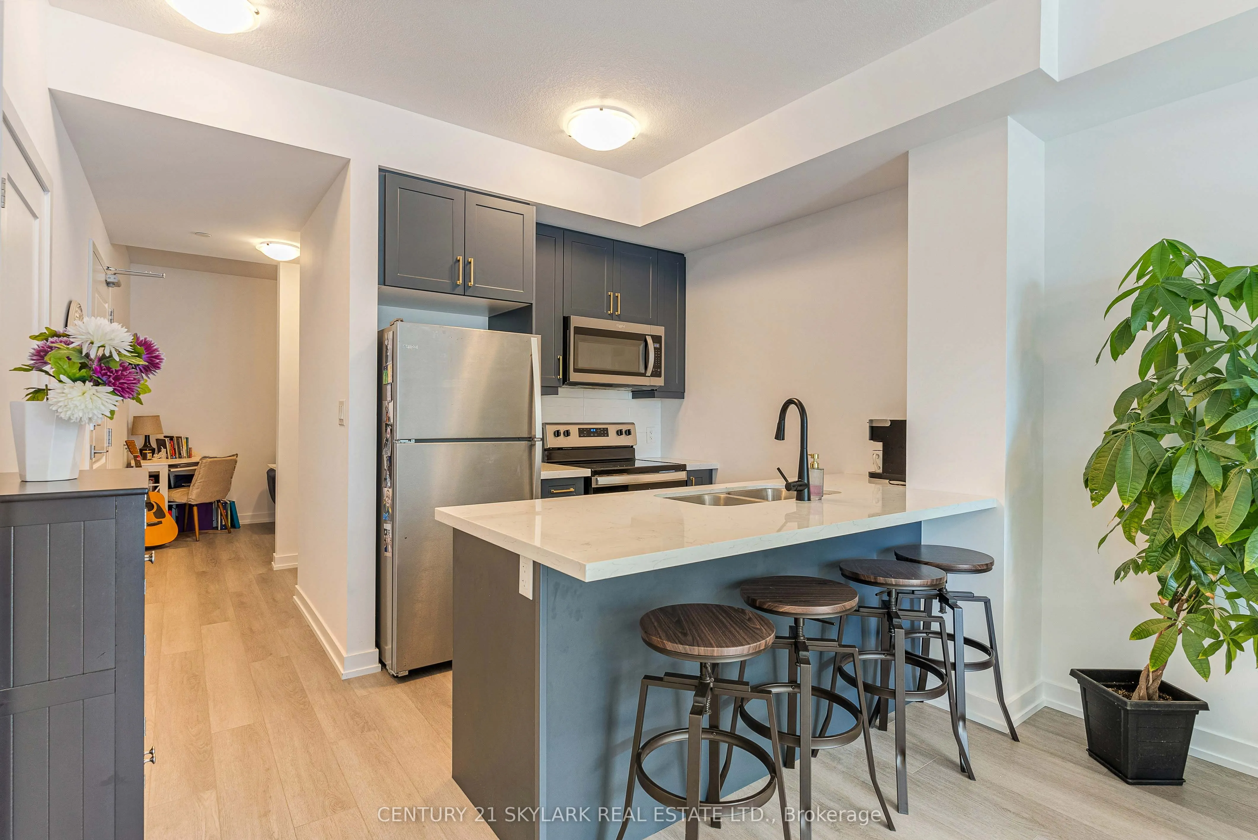 460 Dundas Street E, #701