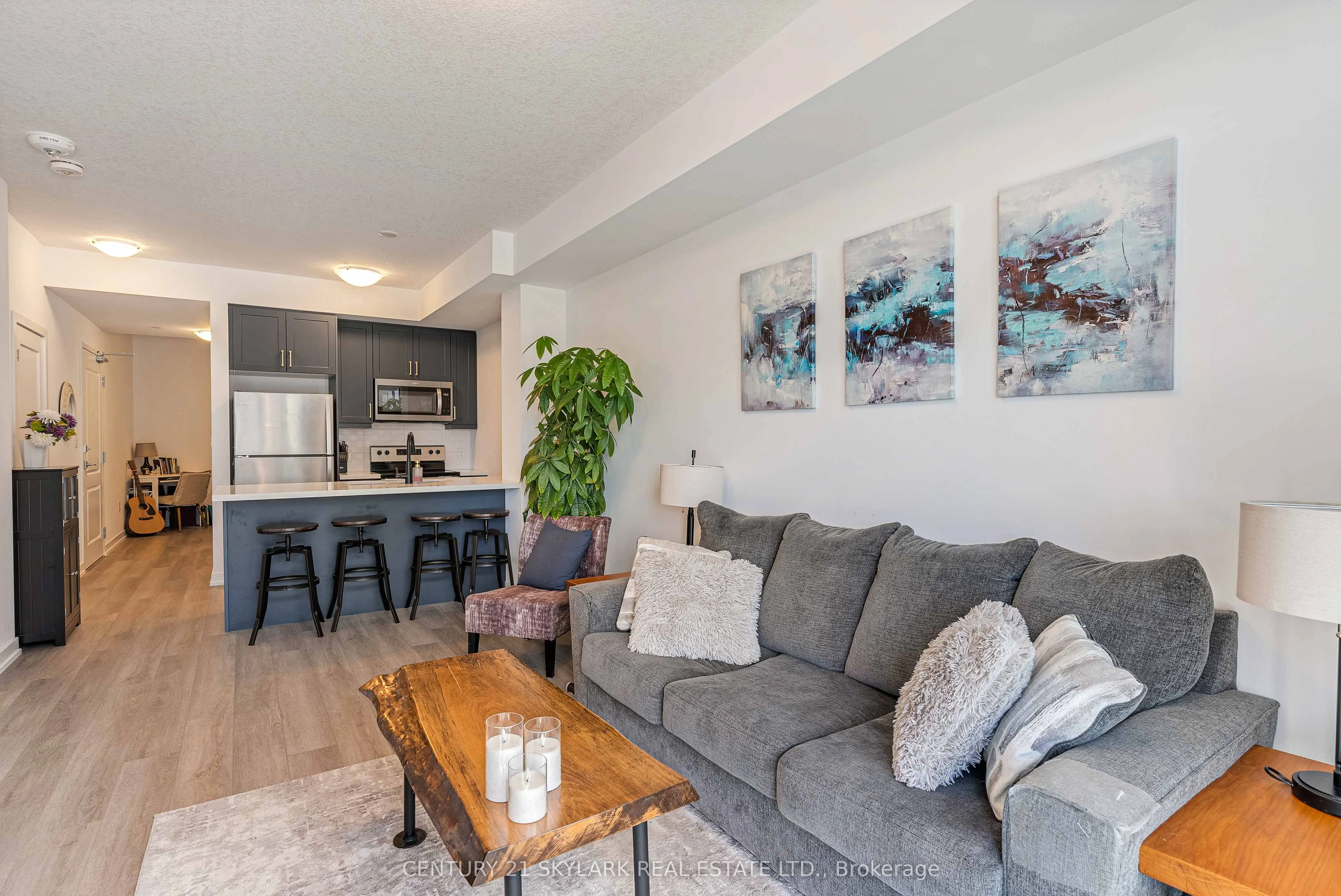 460 Dundas Street E, #701