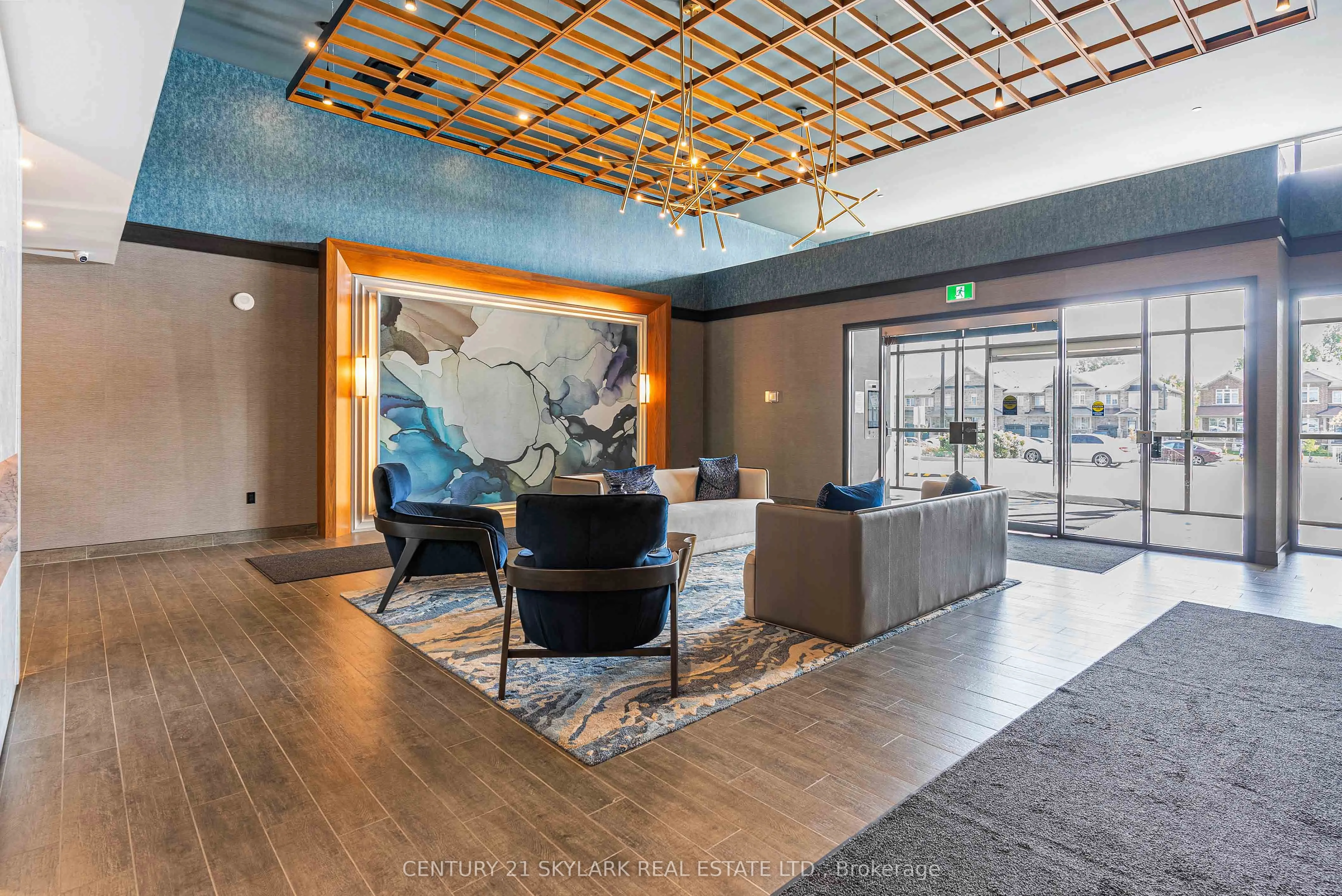460 Dundas Street E, #701
