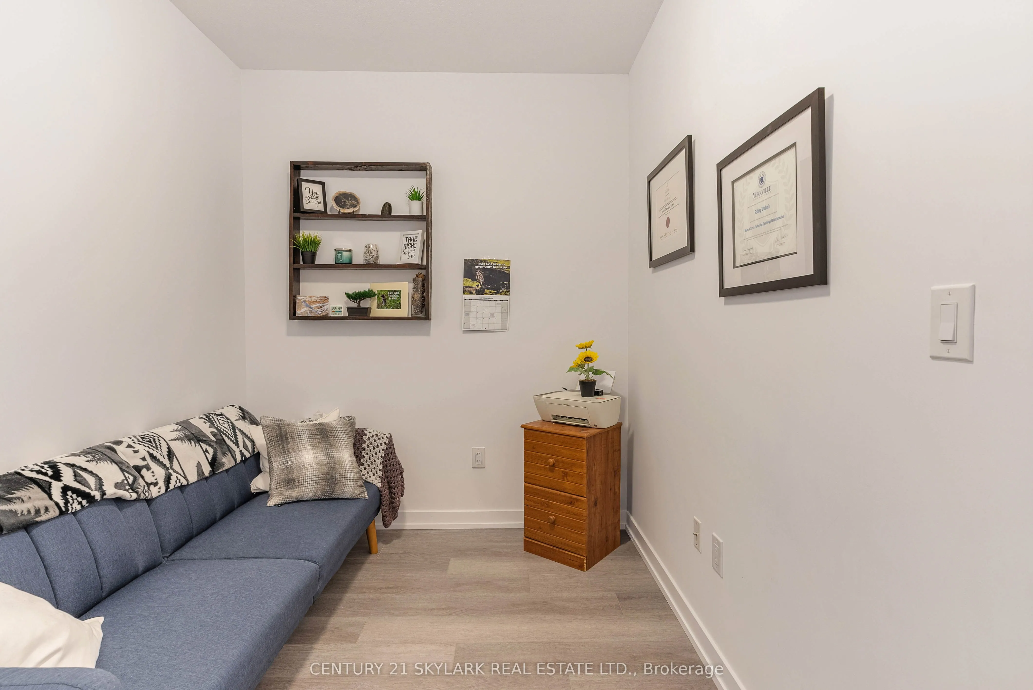 460 Dundas Street E, #701