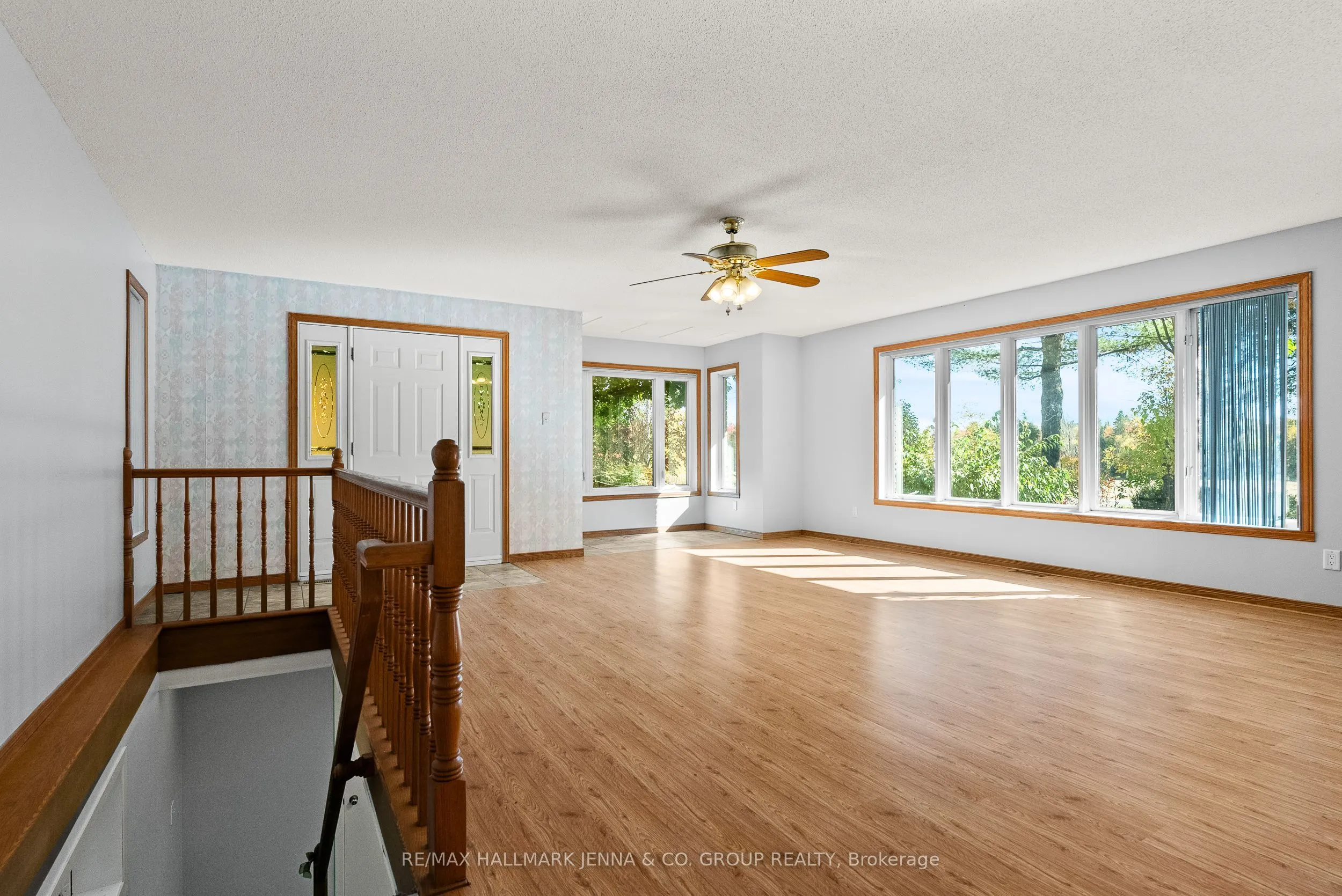 2928 Seguin Road