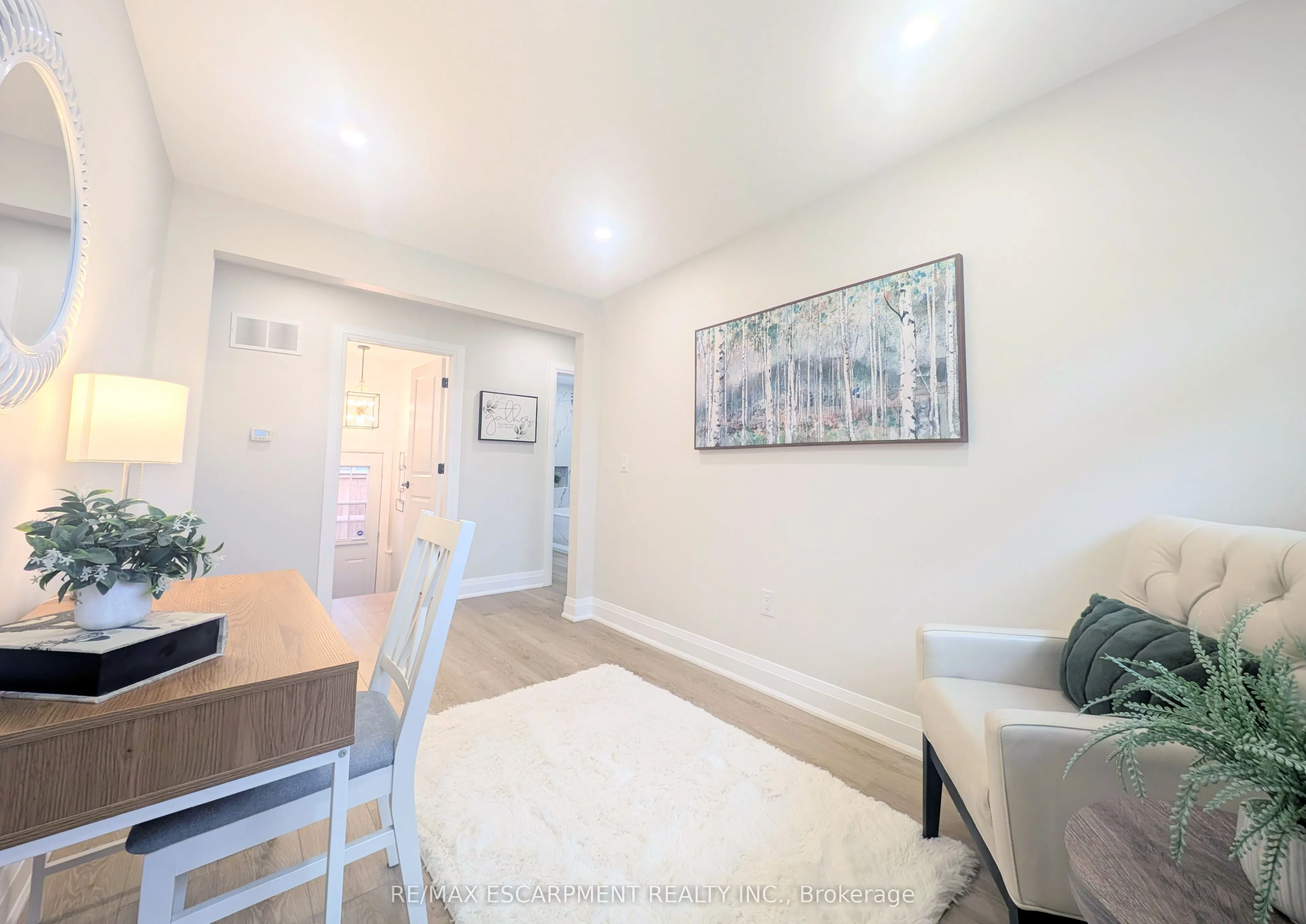 52 Valencourt Drive