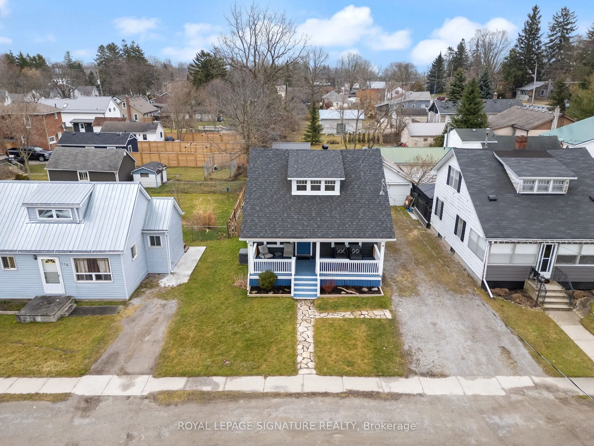 108 Nelson Street E