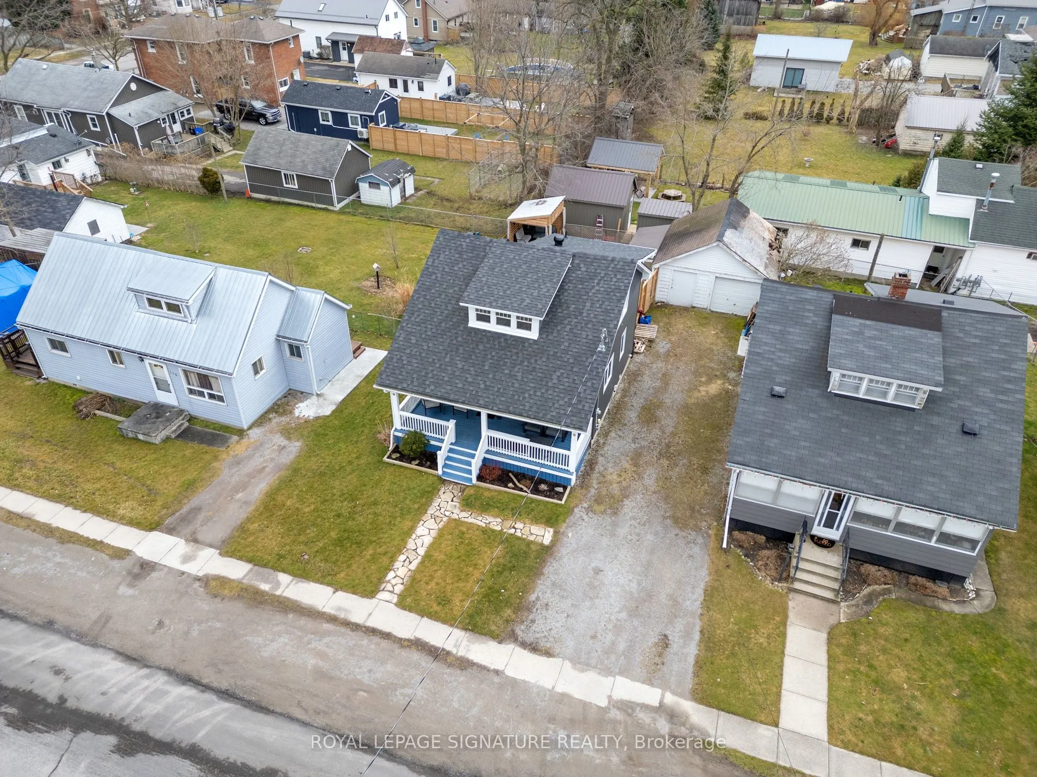 108 Nelson Street E