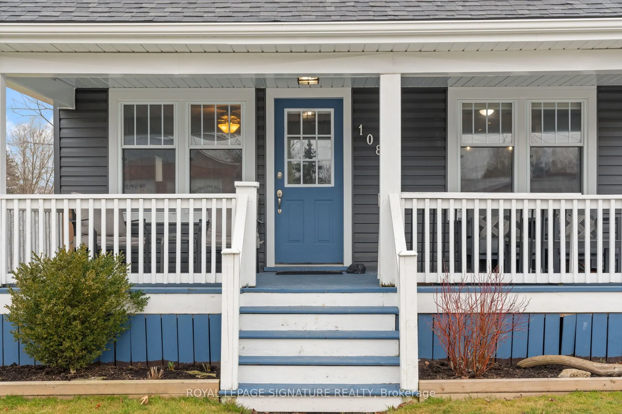 108 Nelson Street E