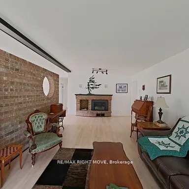 4 Maypark Drive