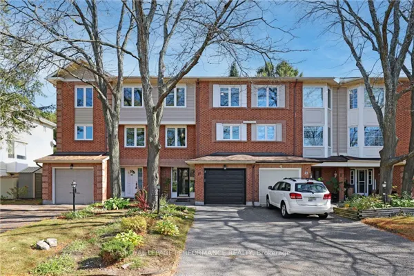 21 Arbordale Crescent