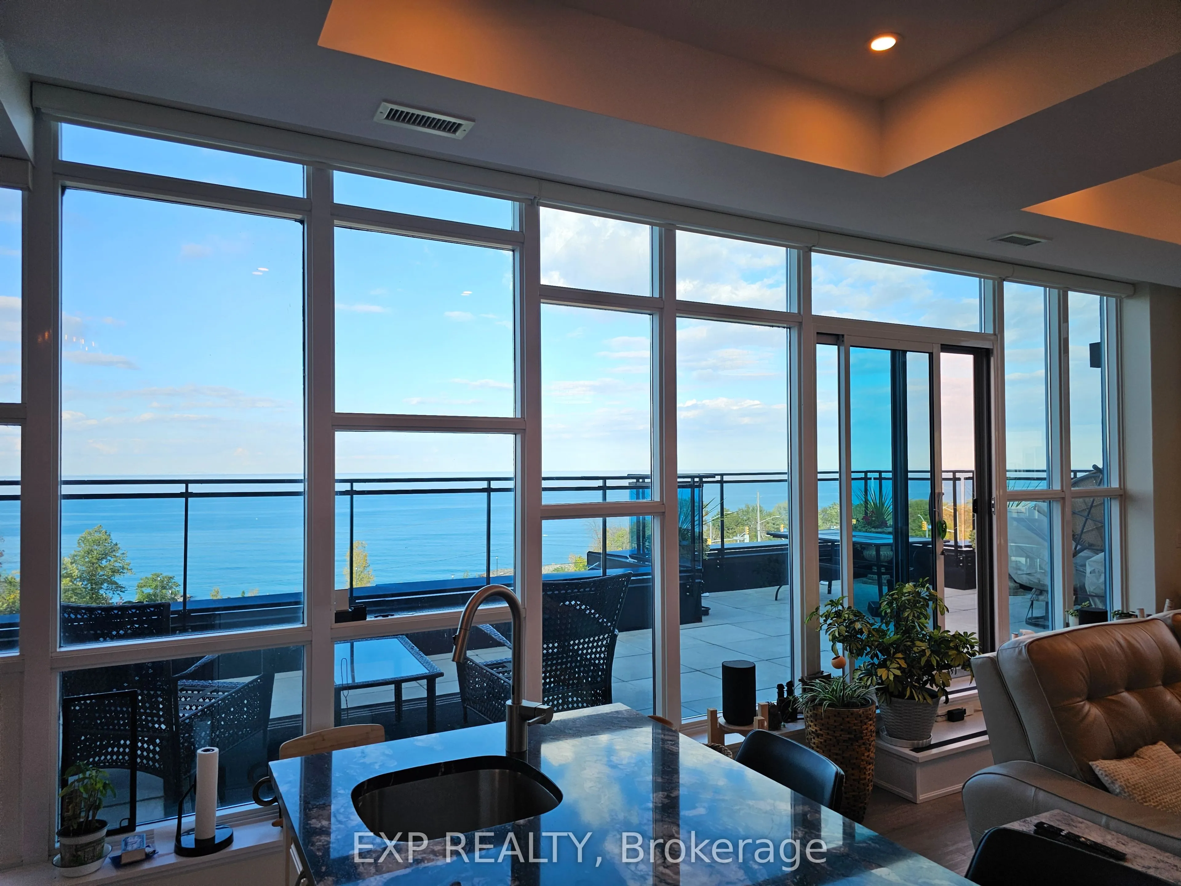 16 Concord Place, #640