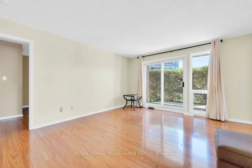 52 Tripp Boulevard, #121