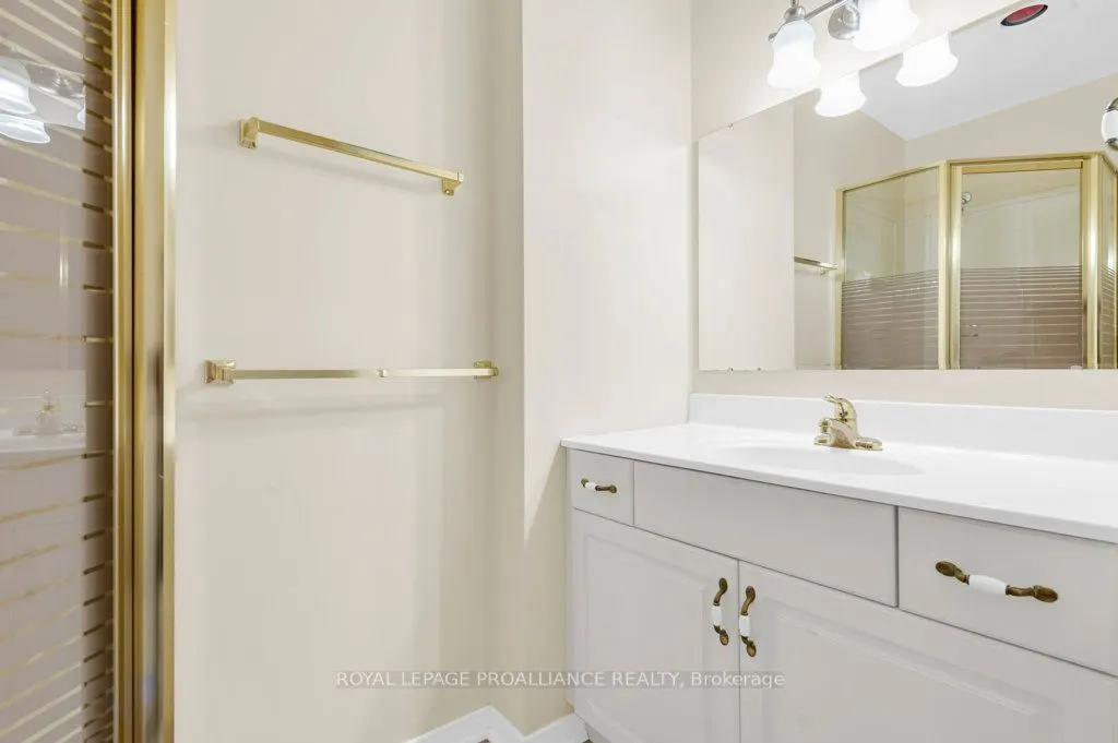 52 Tripp Boulevard, #121