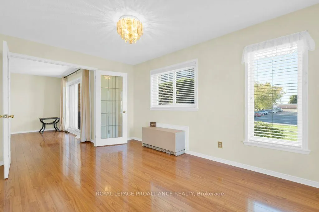 52 Tripp Boulevard, #121