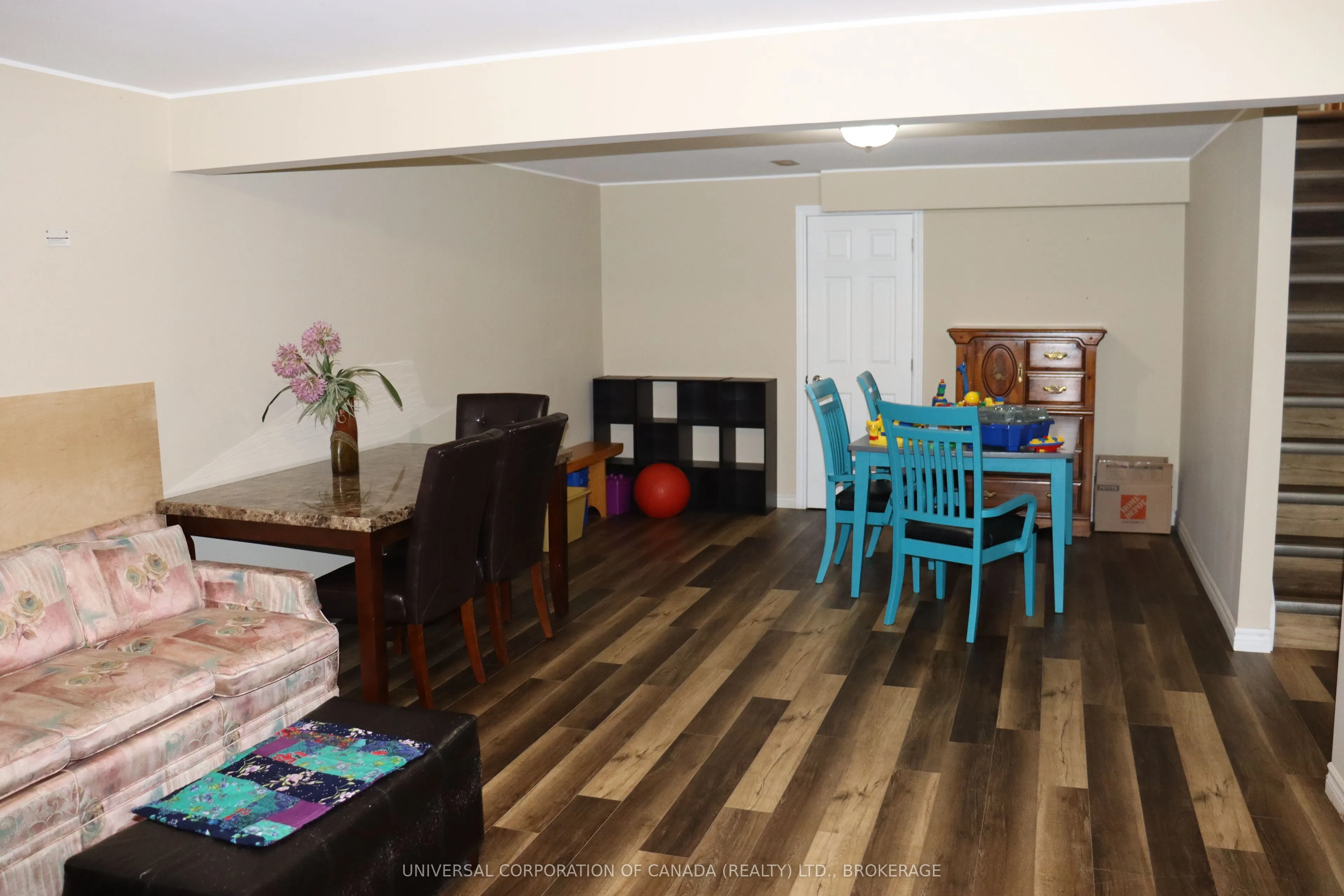 89 Myrtle Street N