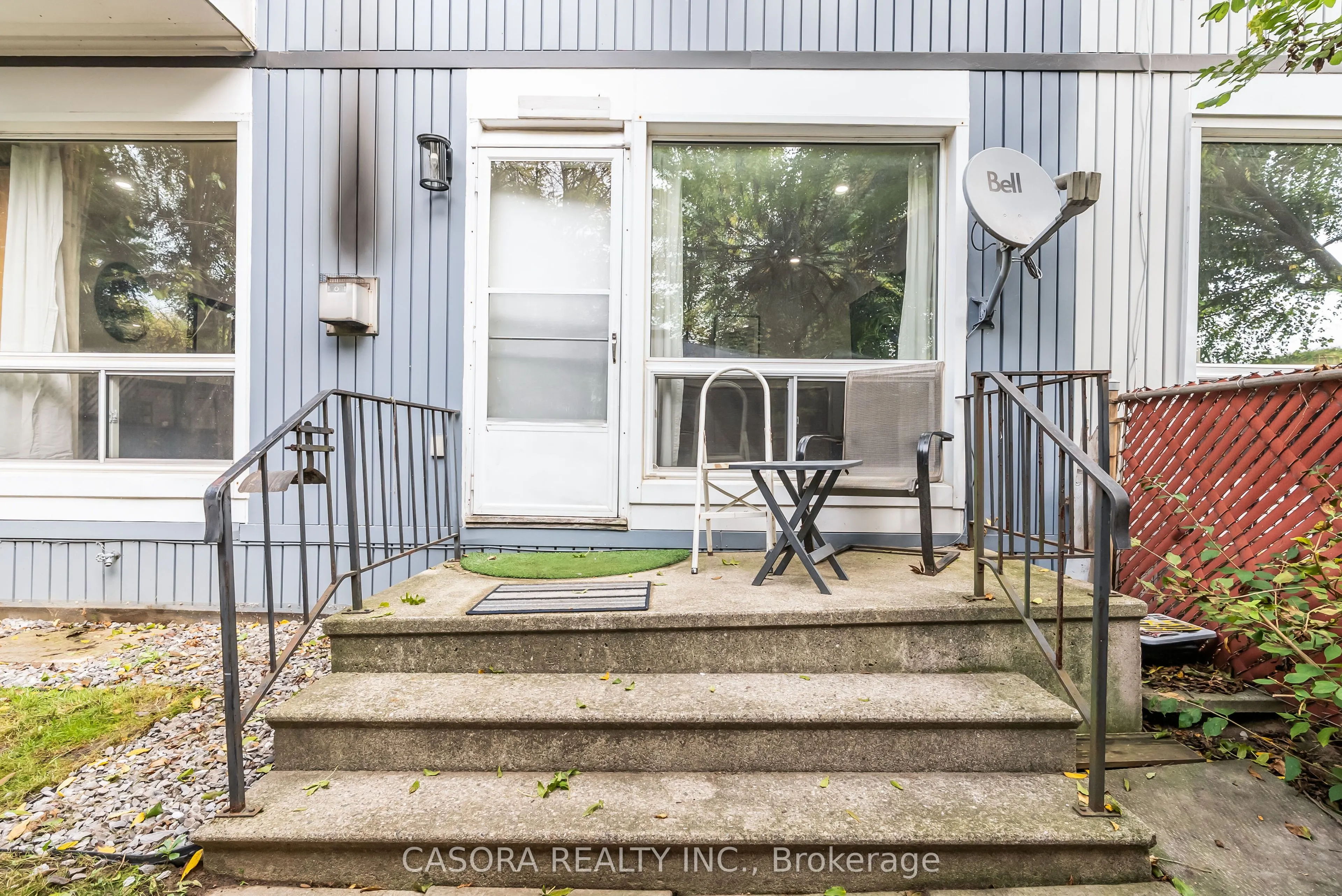 25 Britten Close, #B56