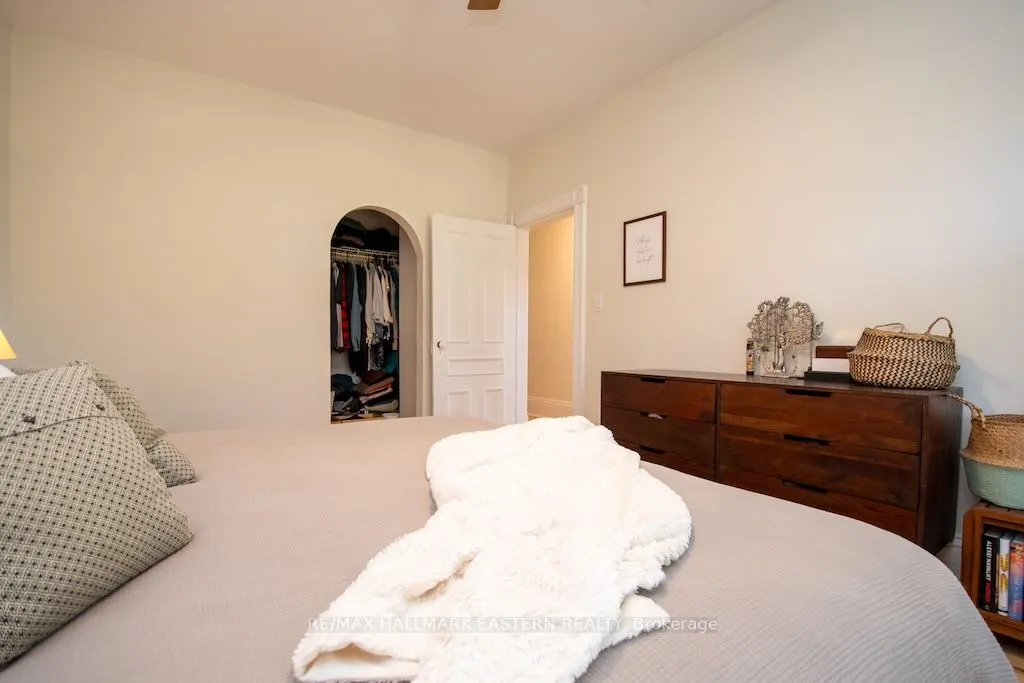 3477 Wallace Point Road