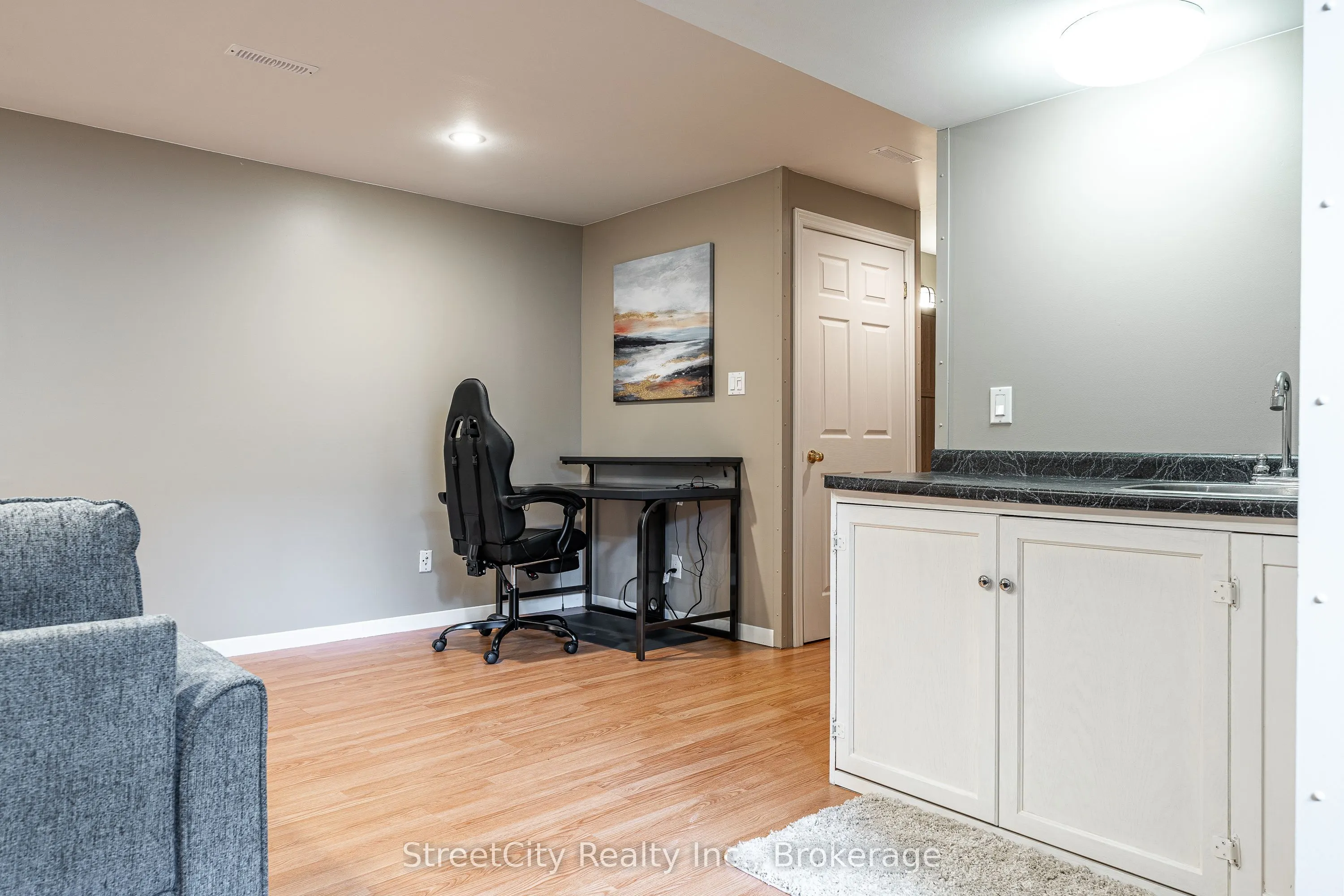 75 Wingfield Avenue