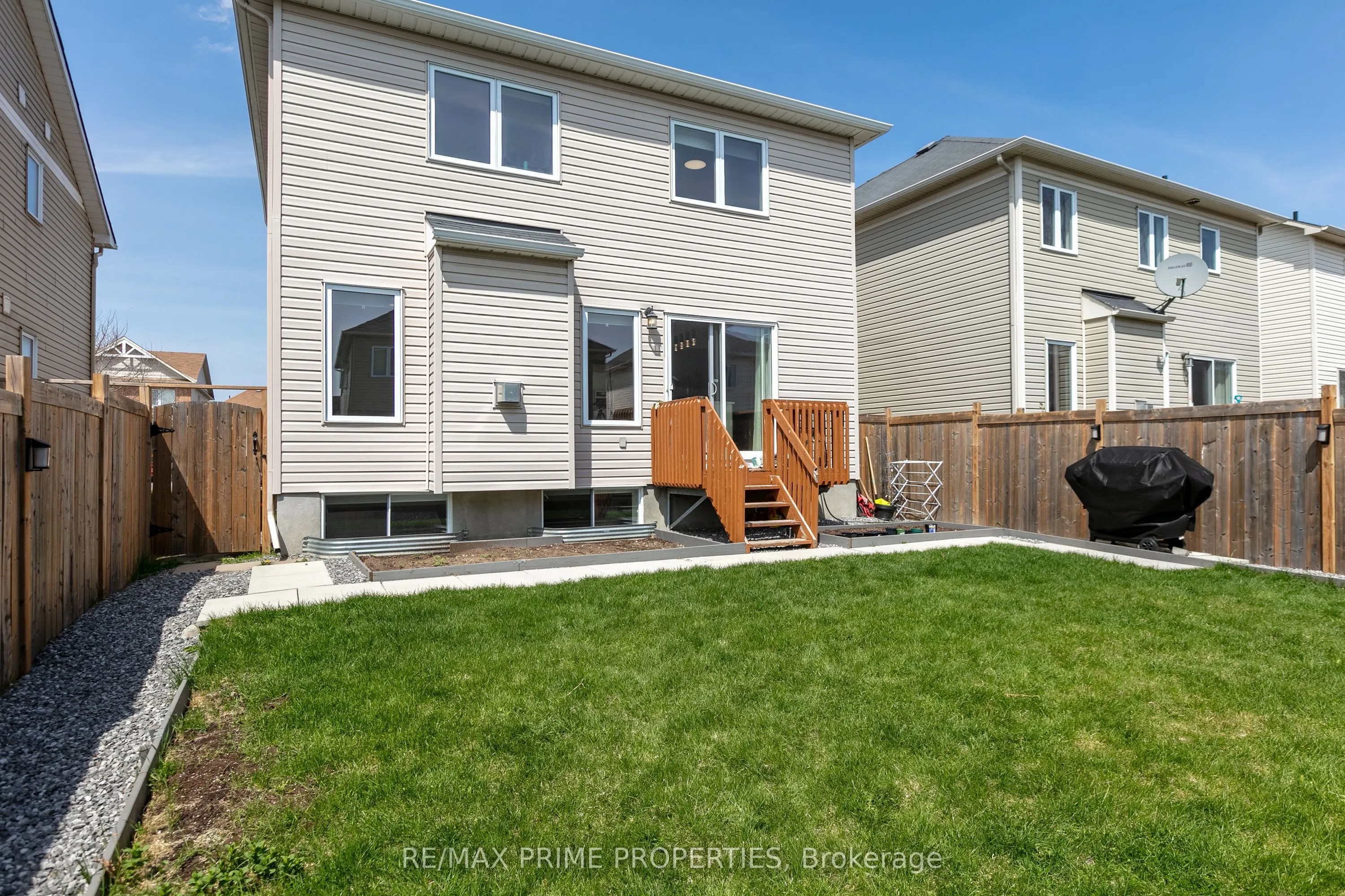 513 PAUL METIVIER Drive
