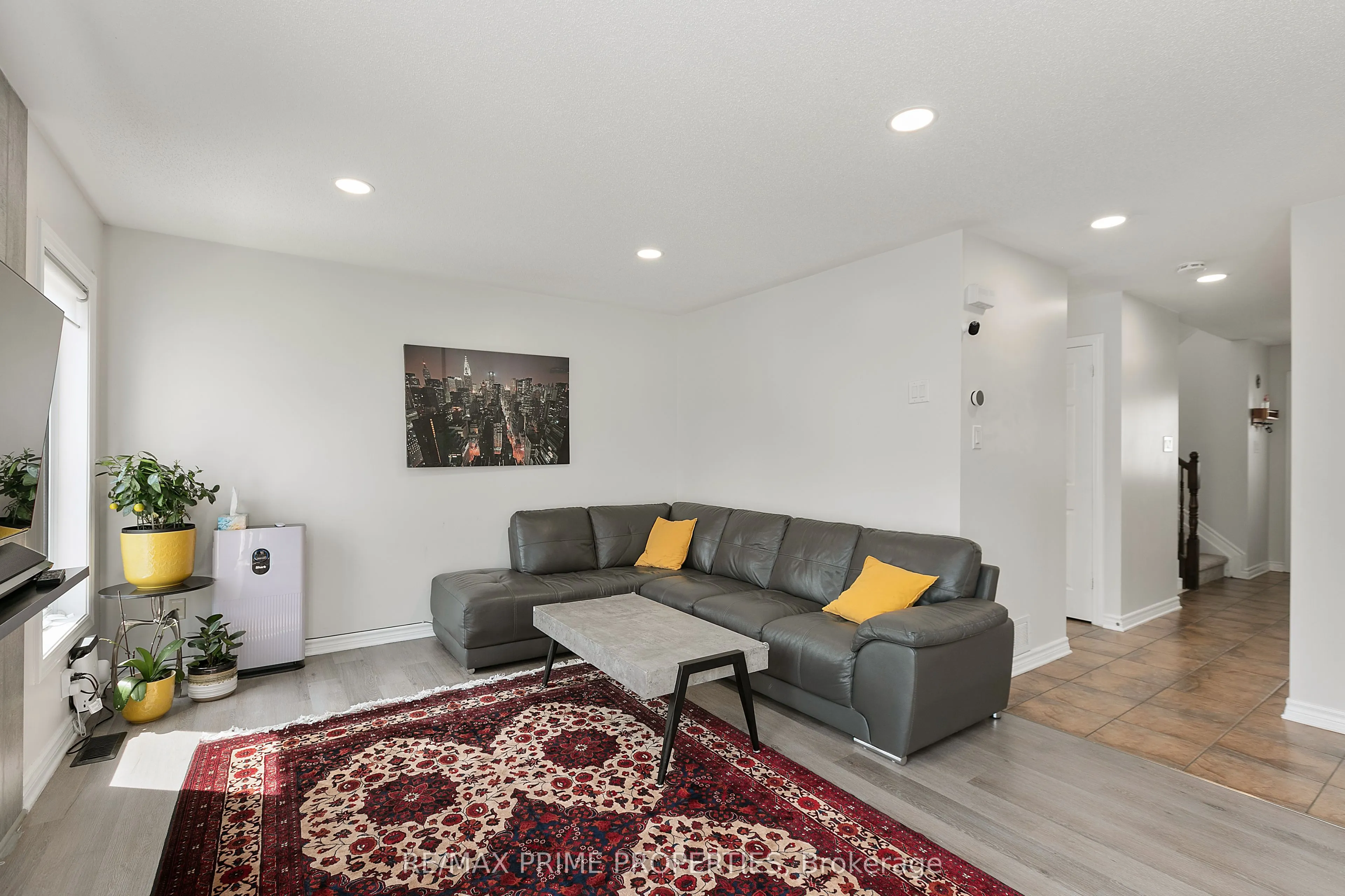 513 PAUL METIVIER Drive