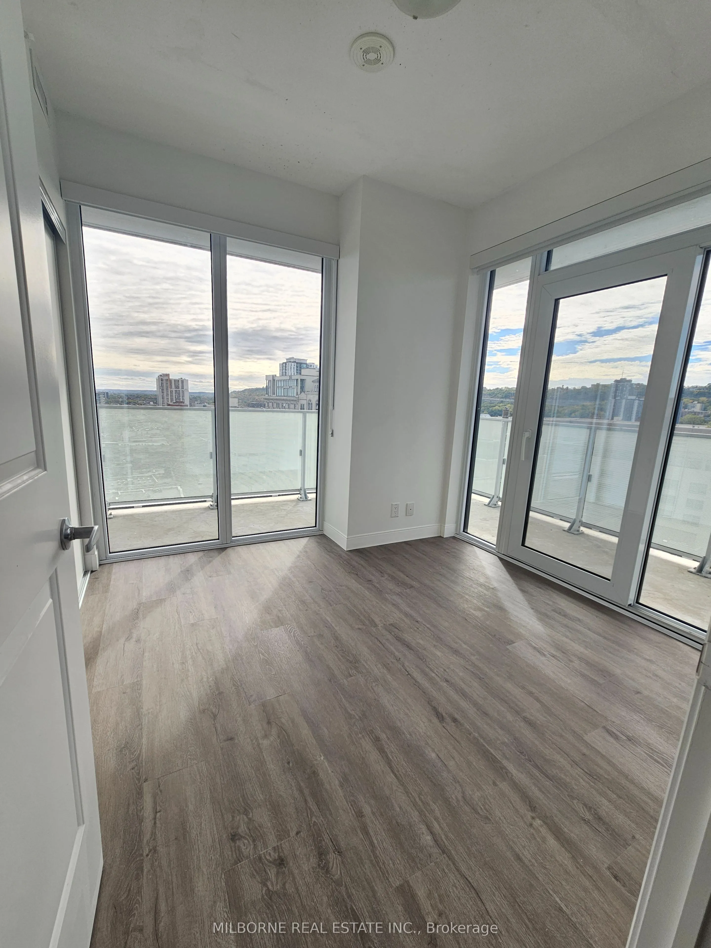 22 Hughson Street, #1403 B