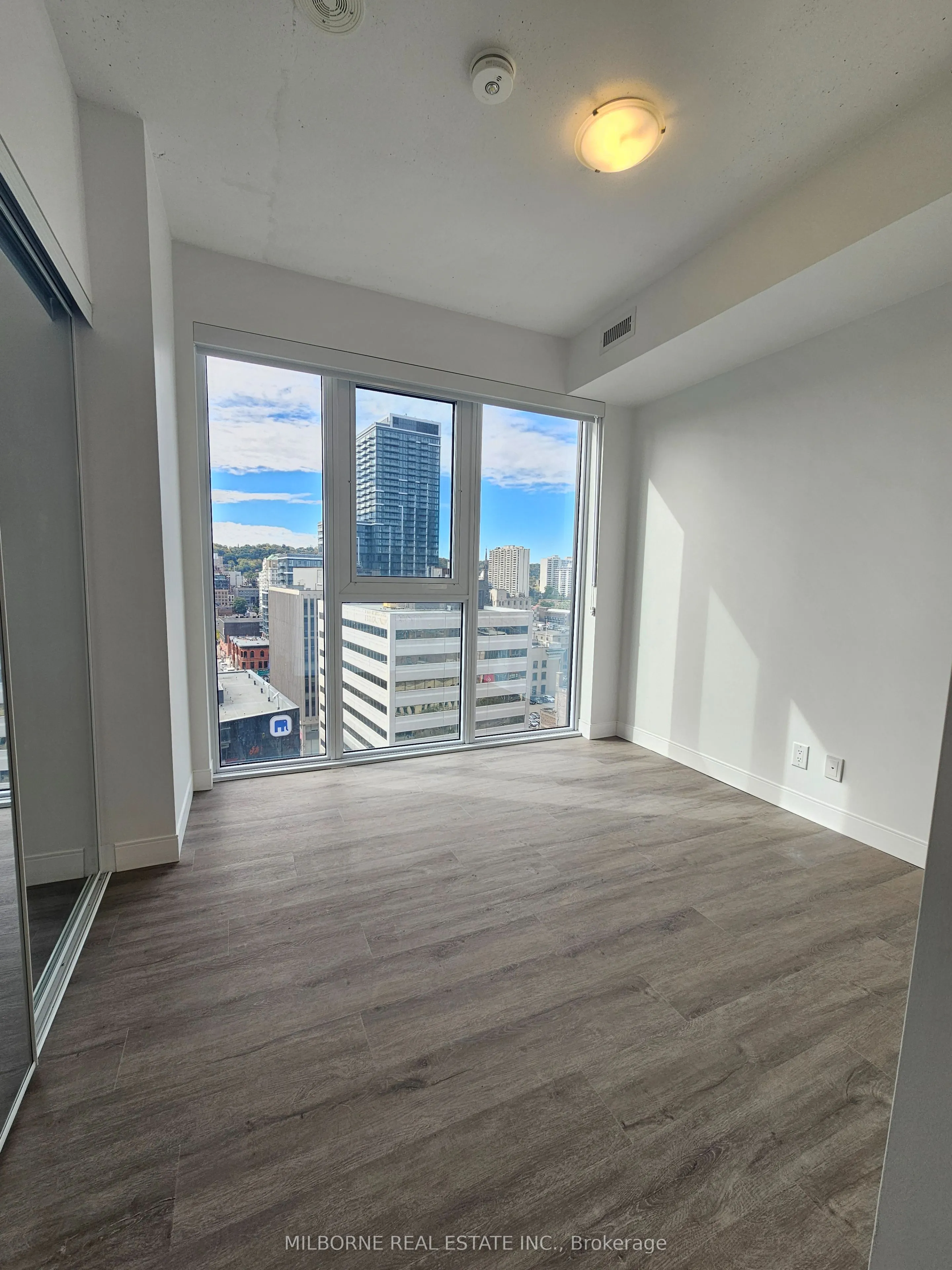 22 Hughson Street, #1403 B