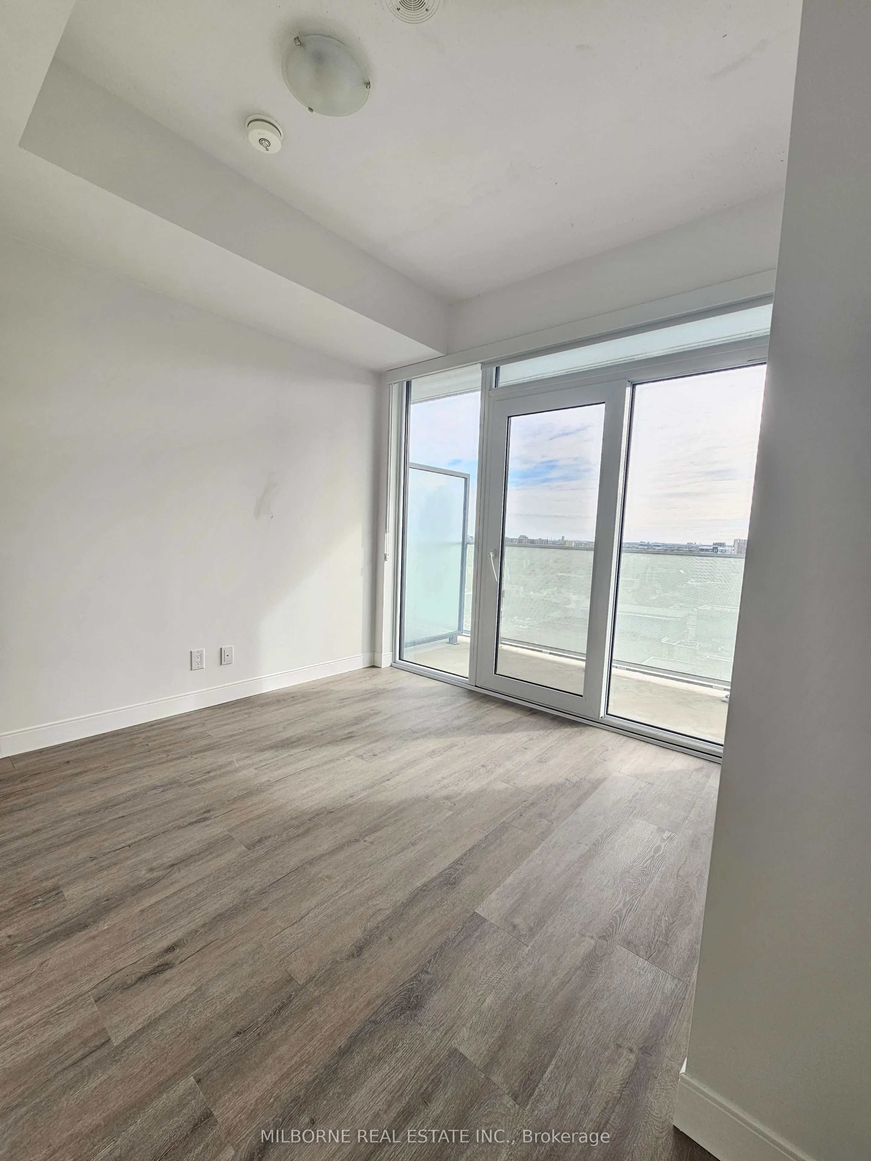 22 Hughson Street, #1403 B