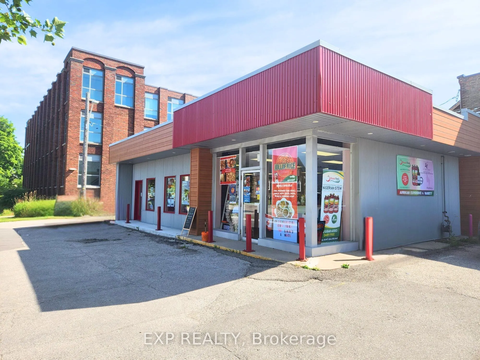 357 Dundas Street