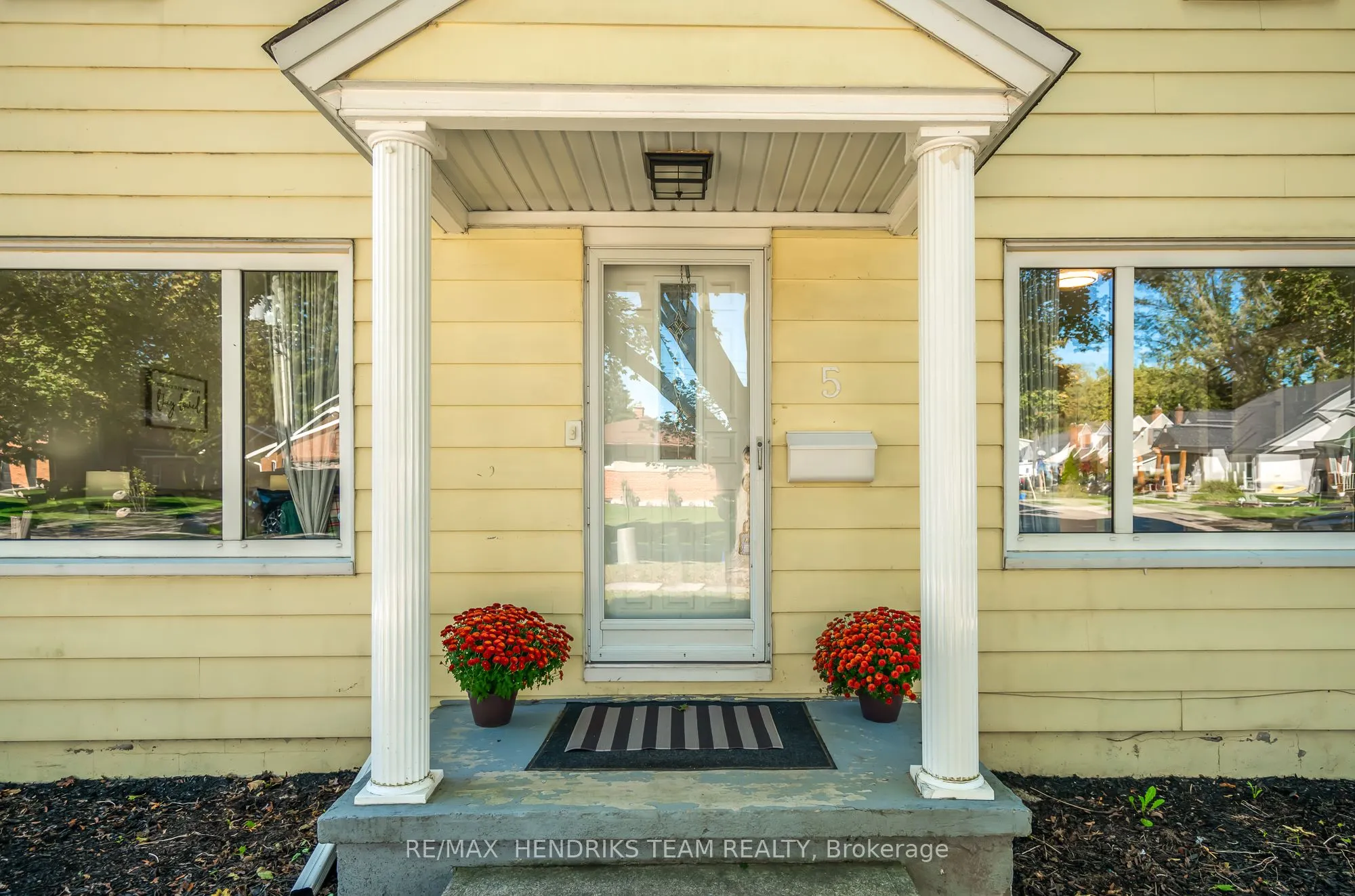 5 Maplewood Drive