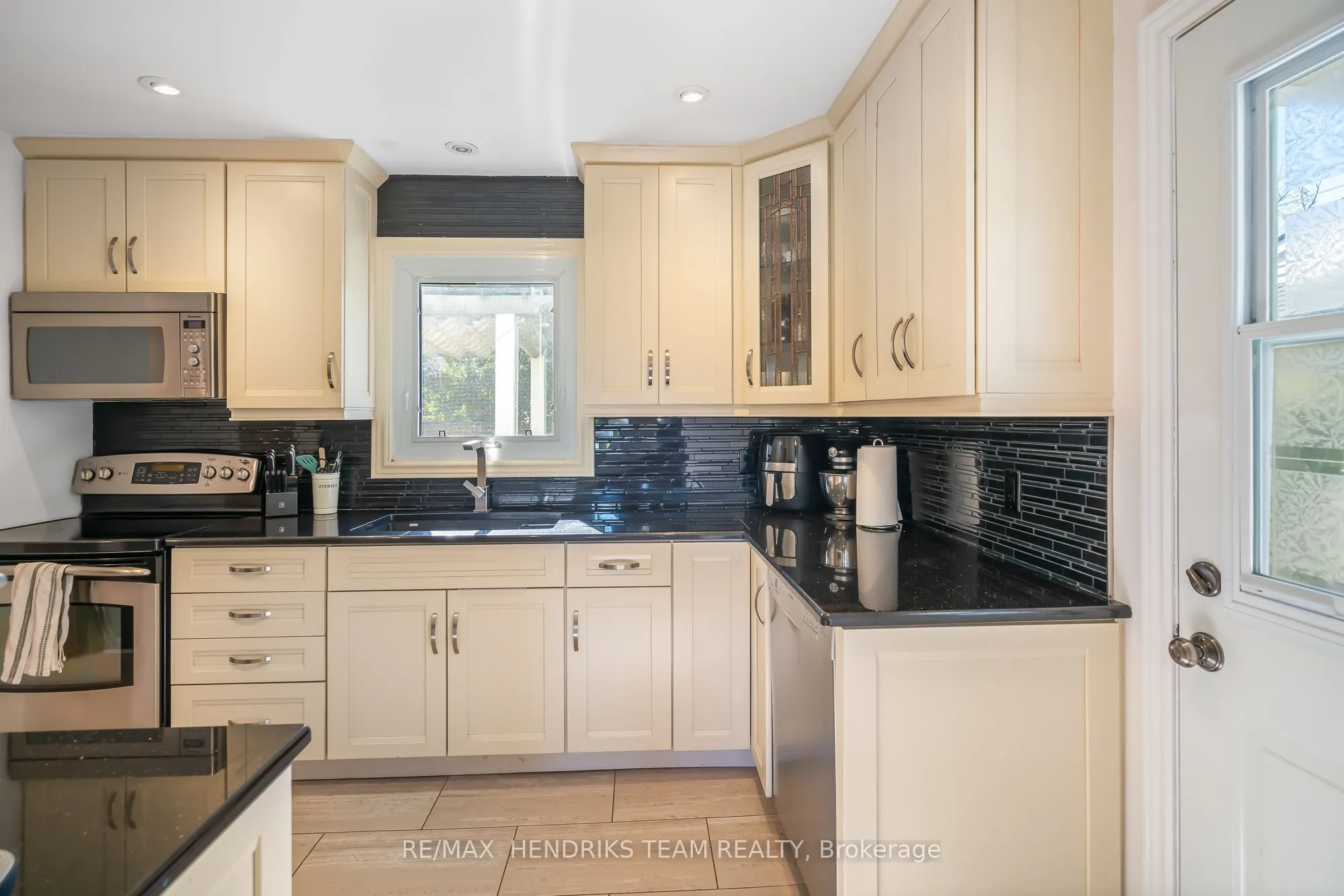5 Maplewood Drive