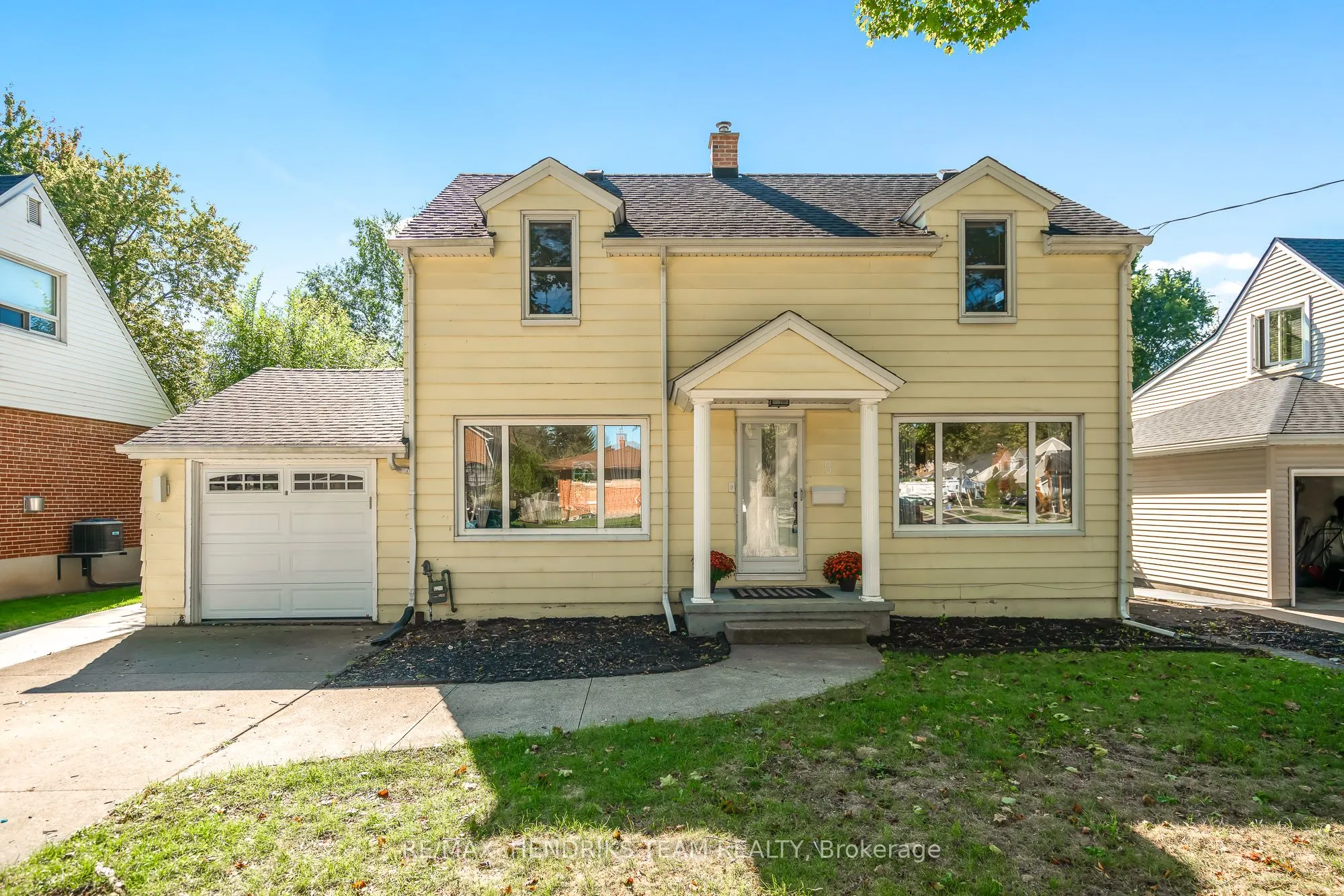 5 Maplewood Drive