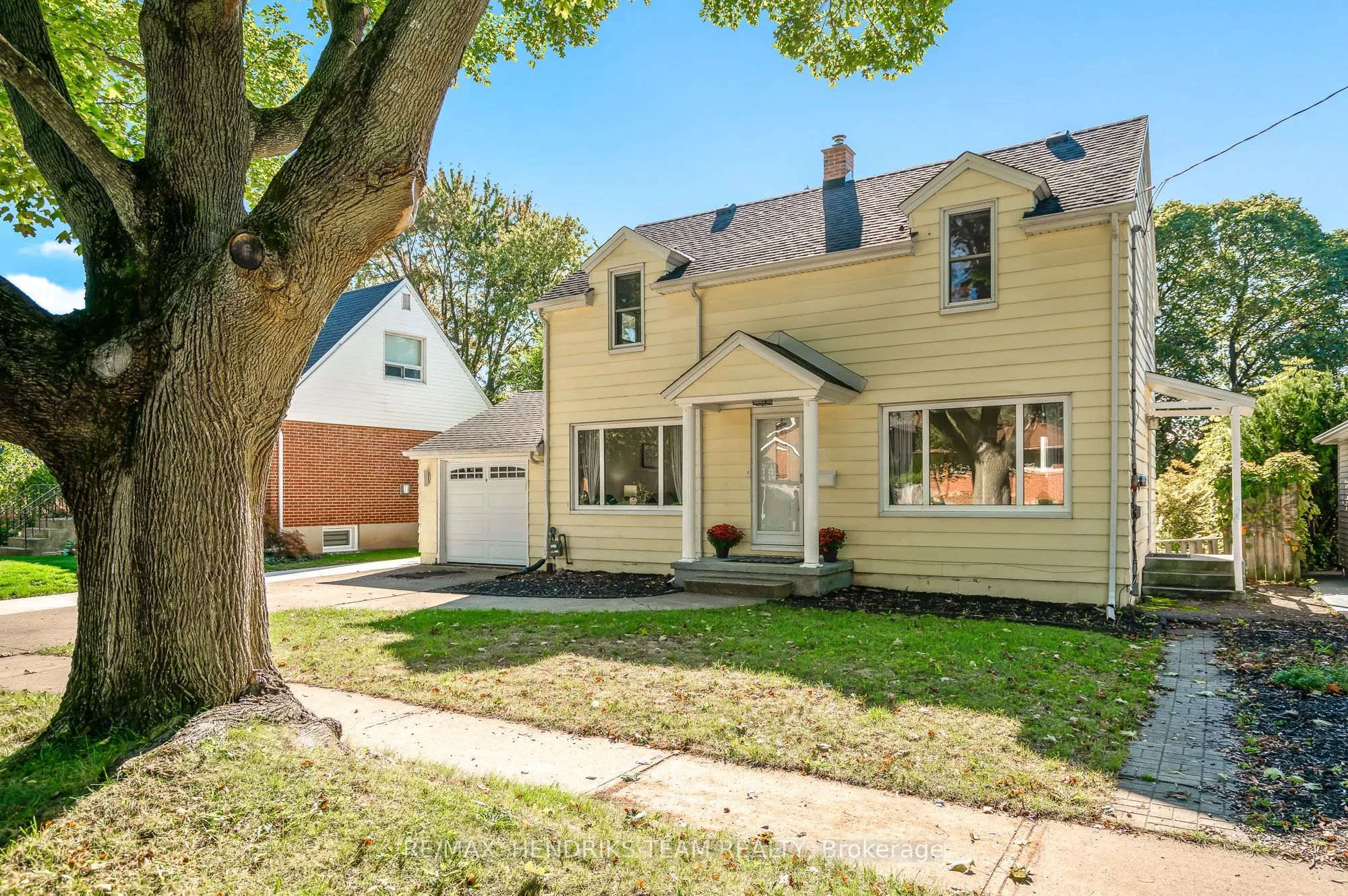 5 Maplewood Drive