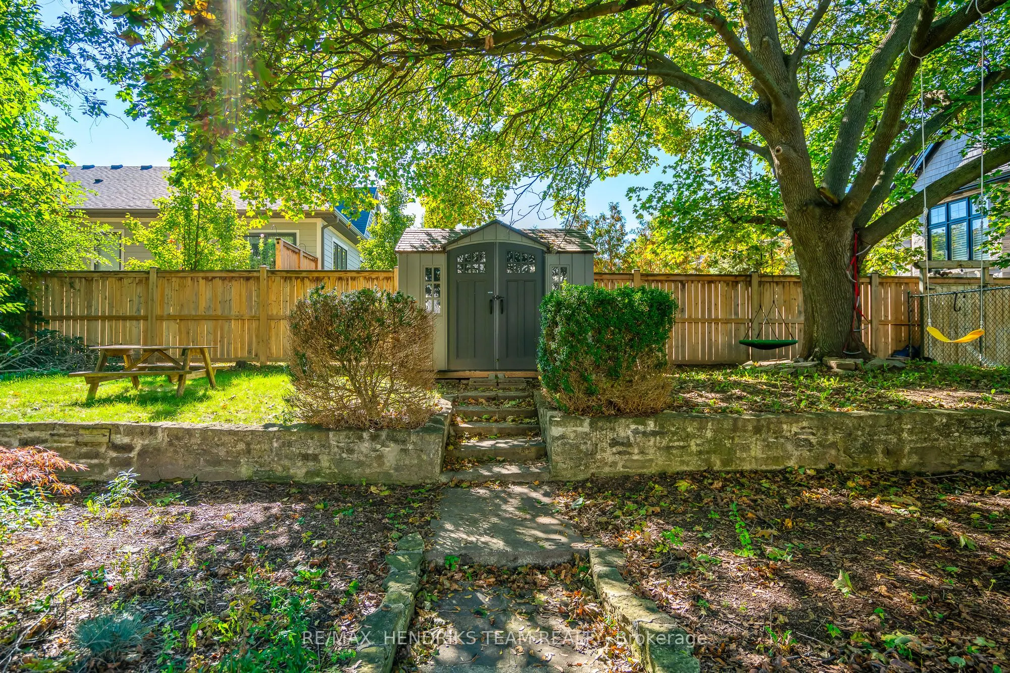 5 Maplewood Drive