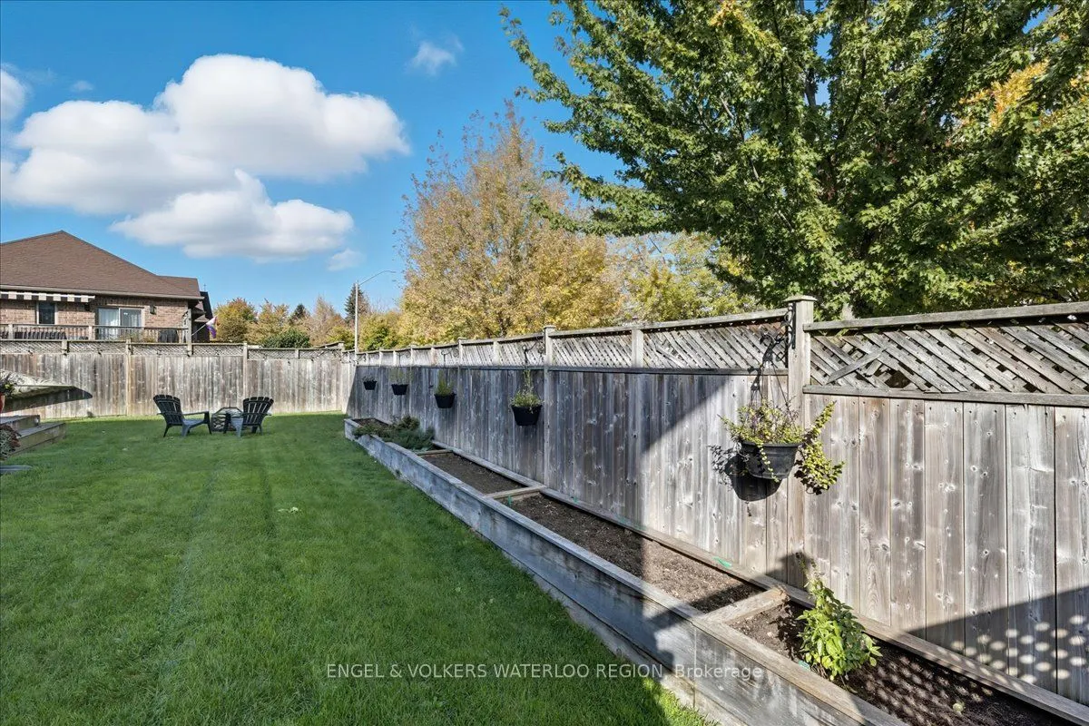 60 Raising Mill Gate