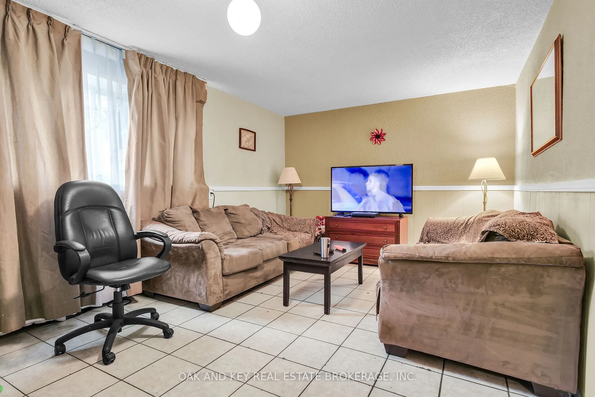 1563 Allen Place