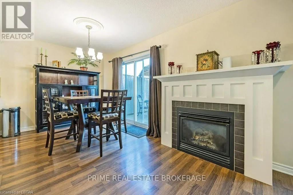 6 Peach Tree Boulevard