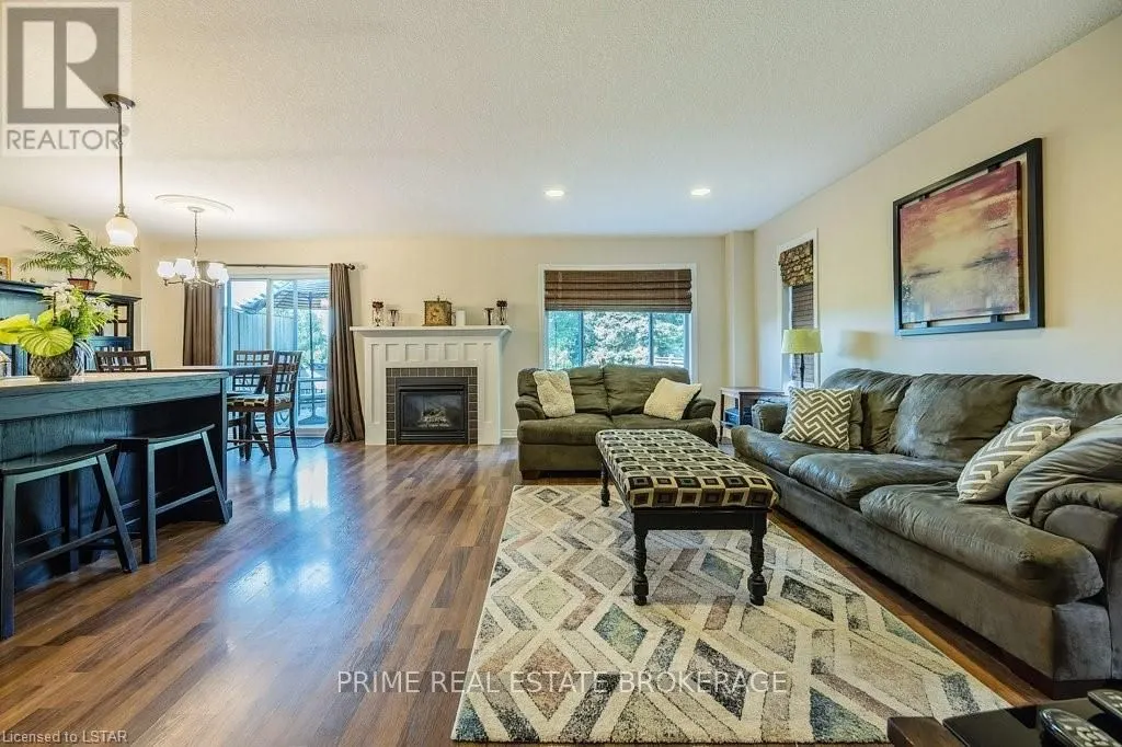 6 Peach Tree Boulevard