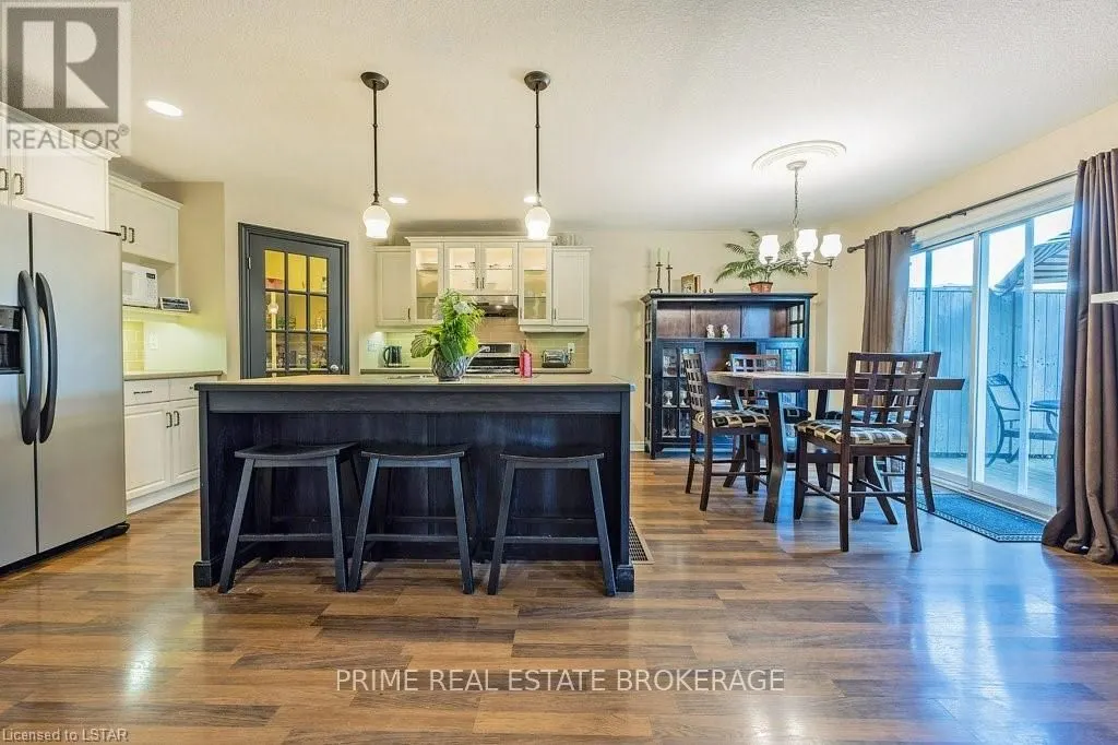 6 Peach Tree Boulevard