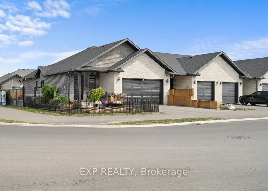 30 Raycroft Drive
