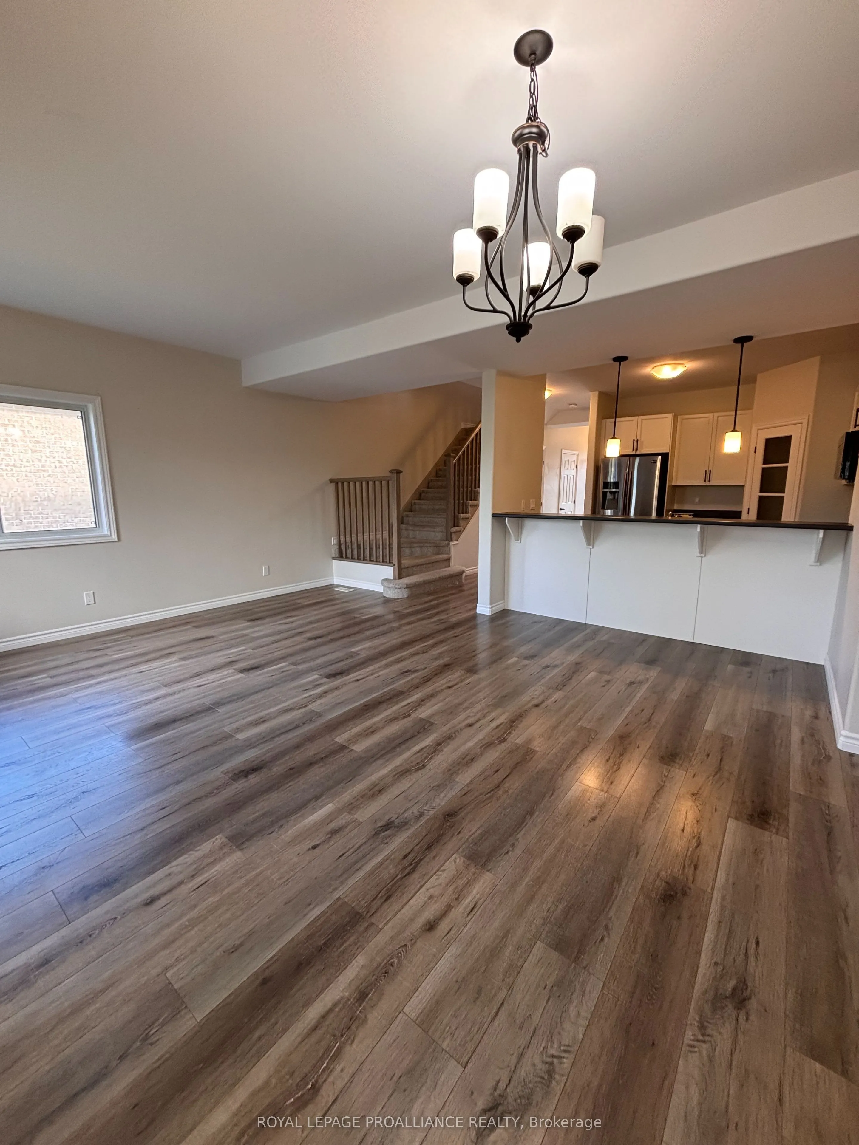 79 Ledgerock Court