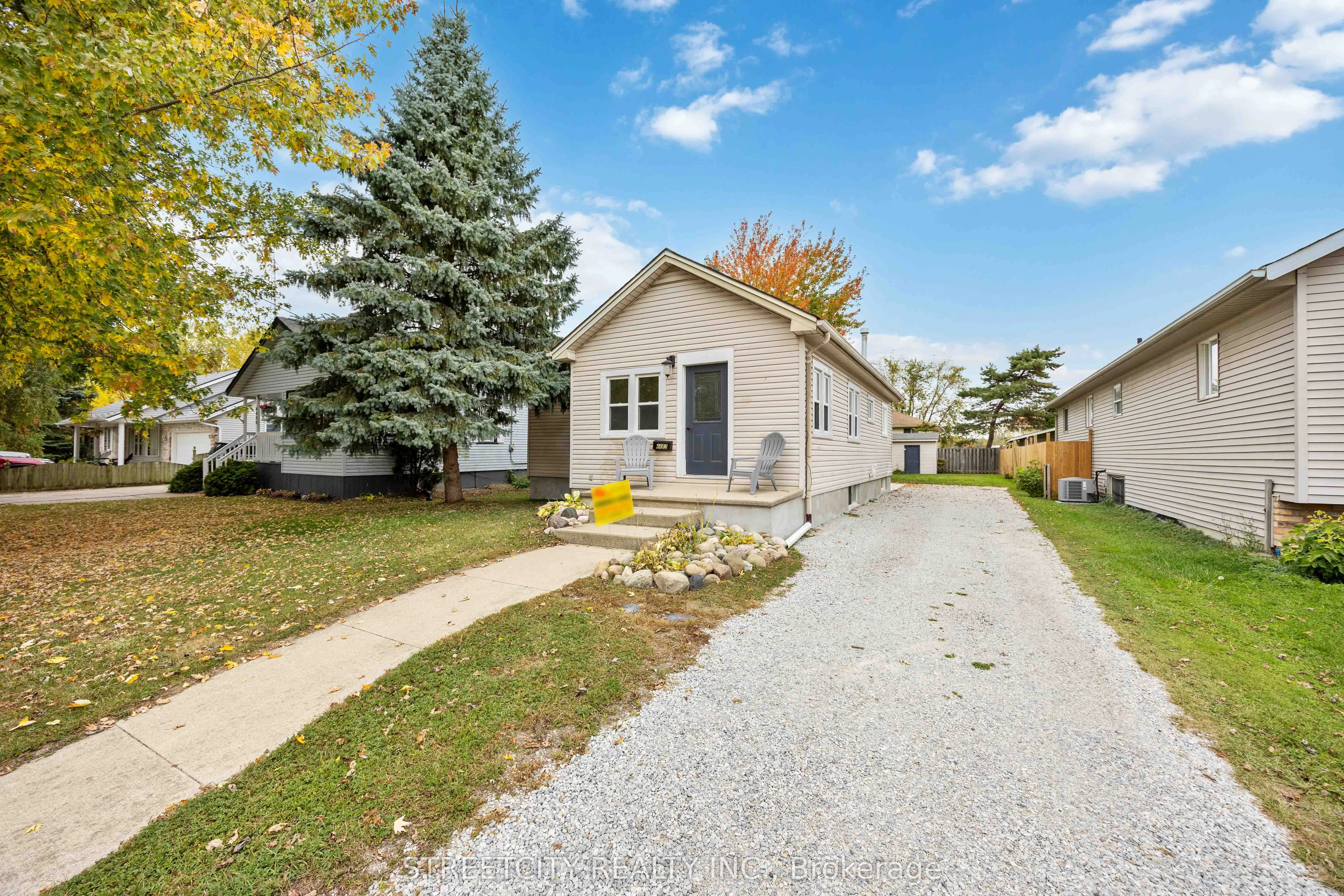 4482 Petrolia Line