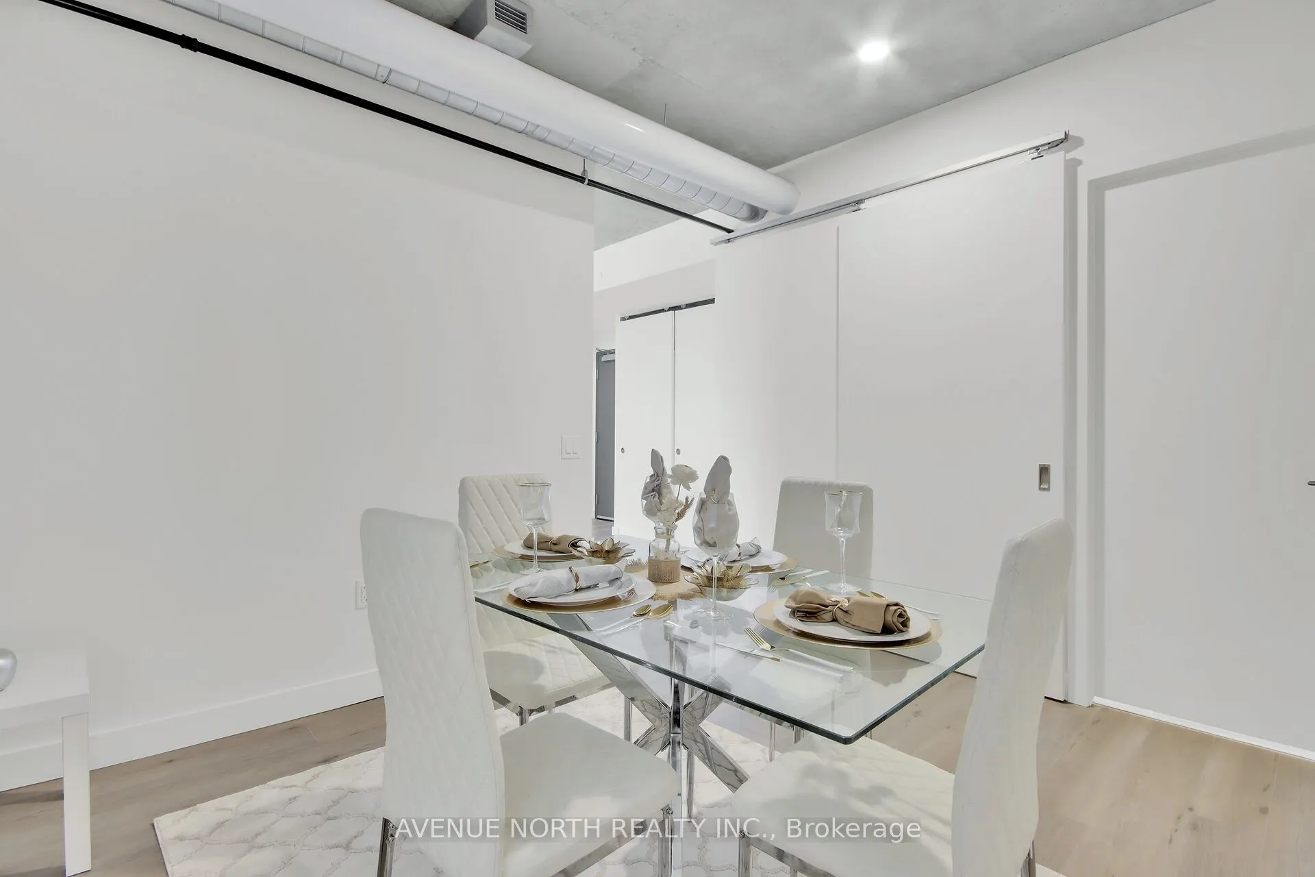 10 James Street, #LPH6/806