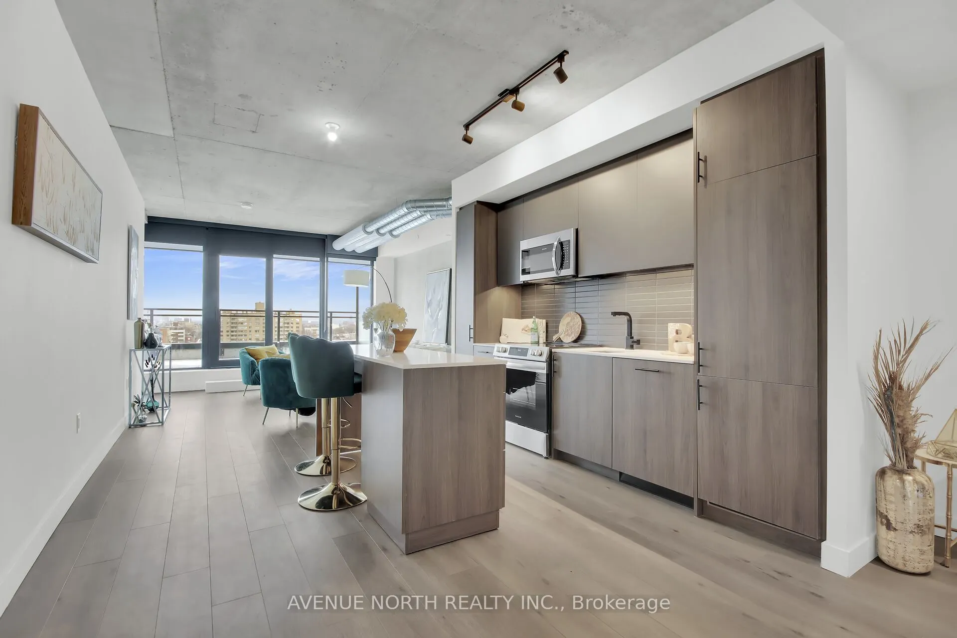 10 James Street, #LPH6/806