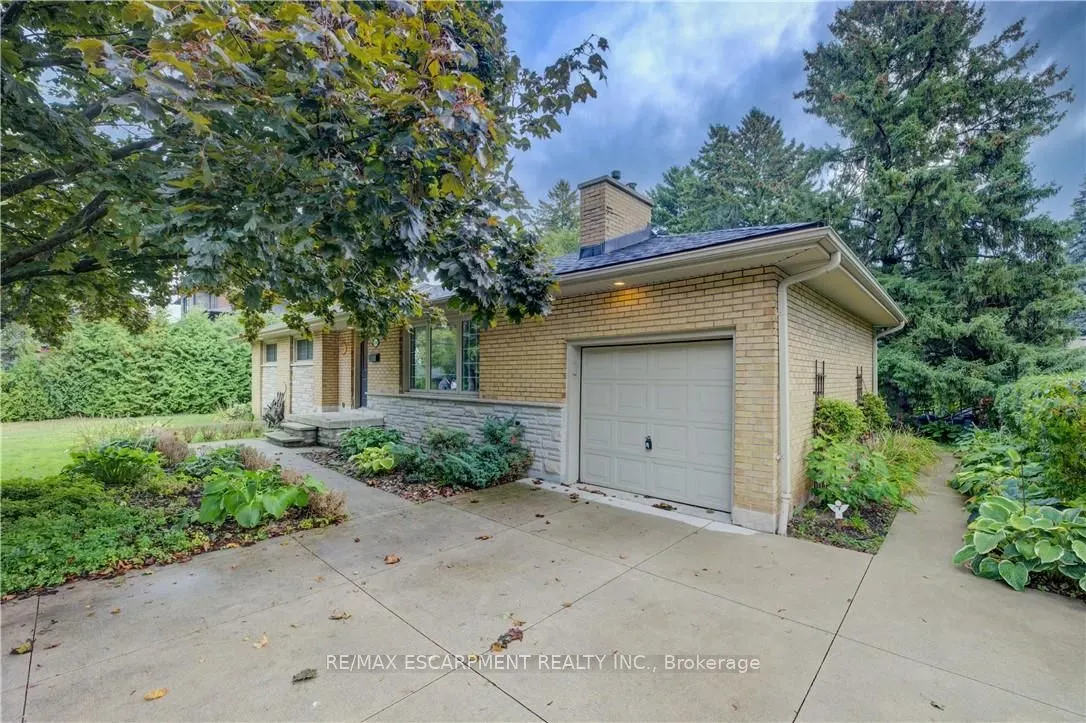 646 Iroquois Avenue