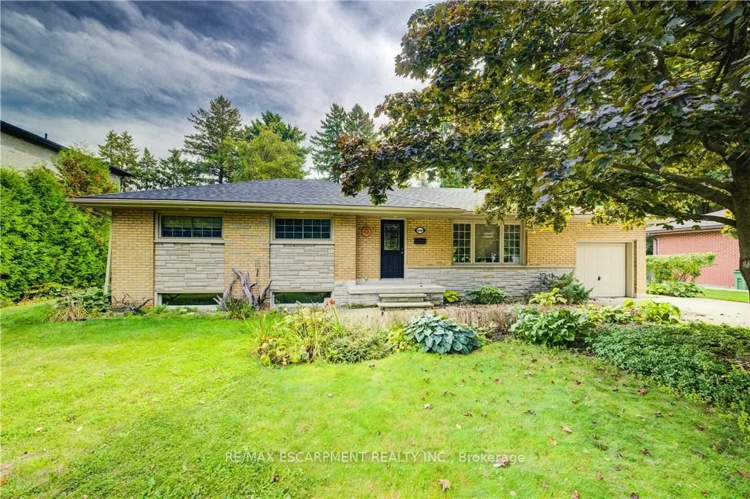 646 Iroquois Avenue