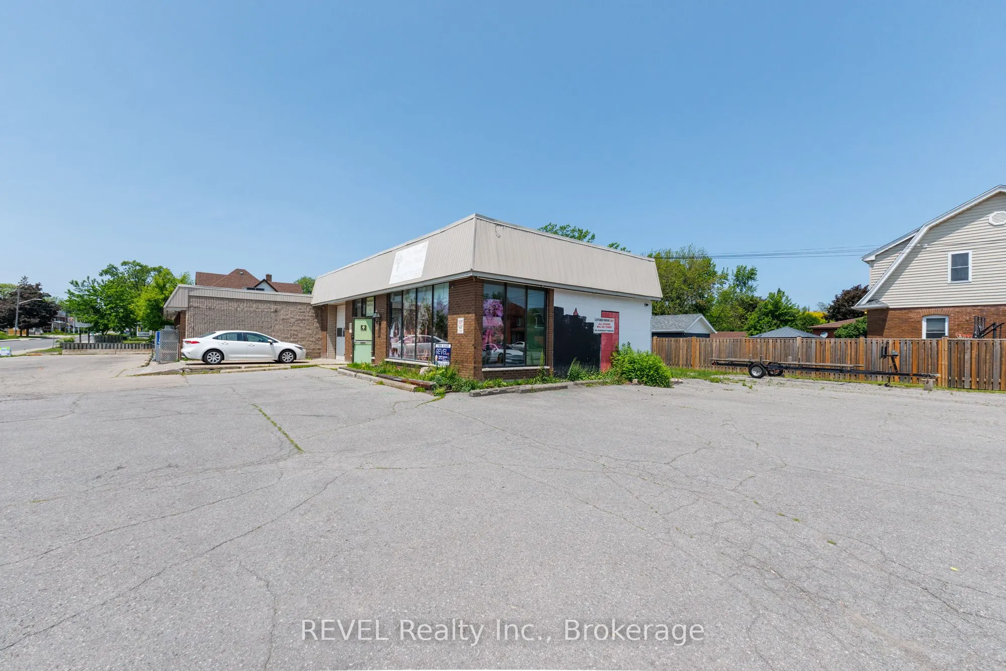 4957 Bridge Street N, #Unit 1