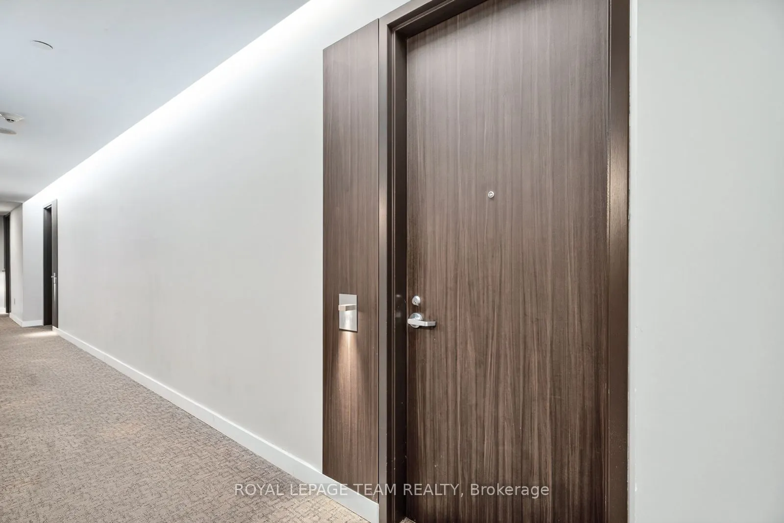 111 CHAMPAGNE Avenue, #1111