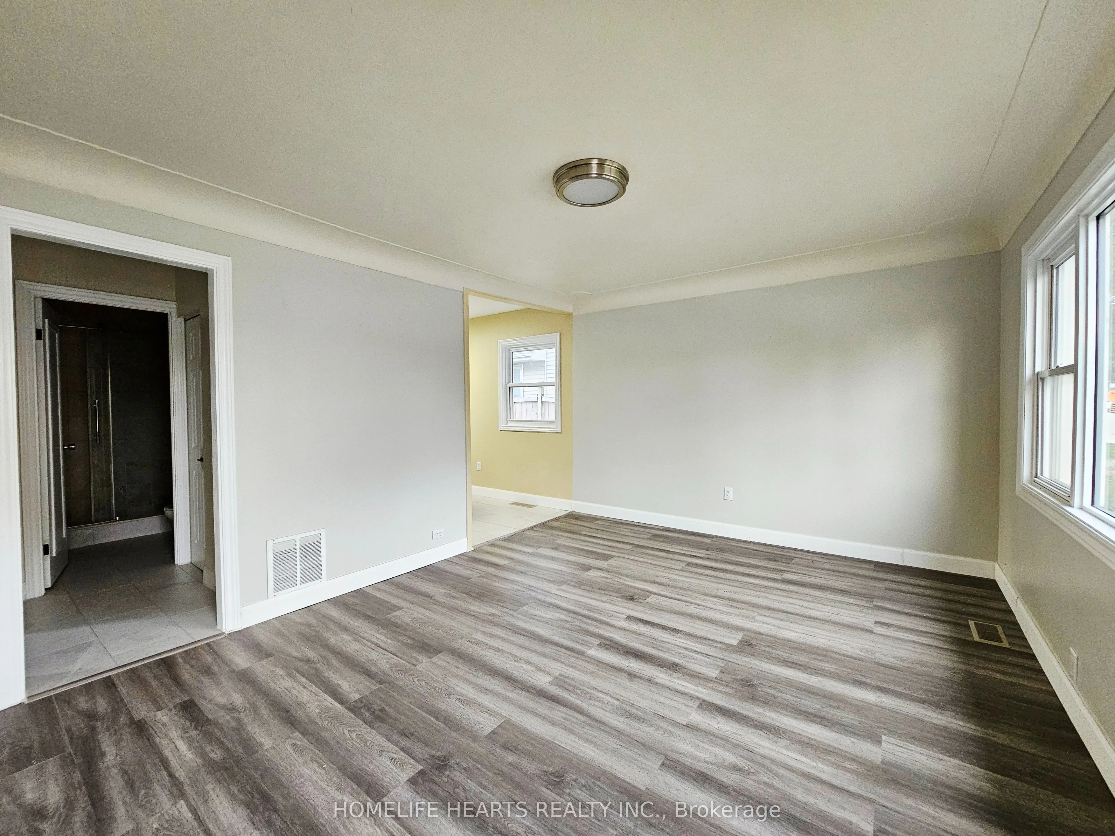 80 Glennie Avenue